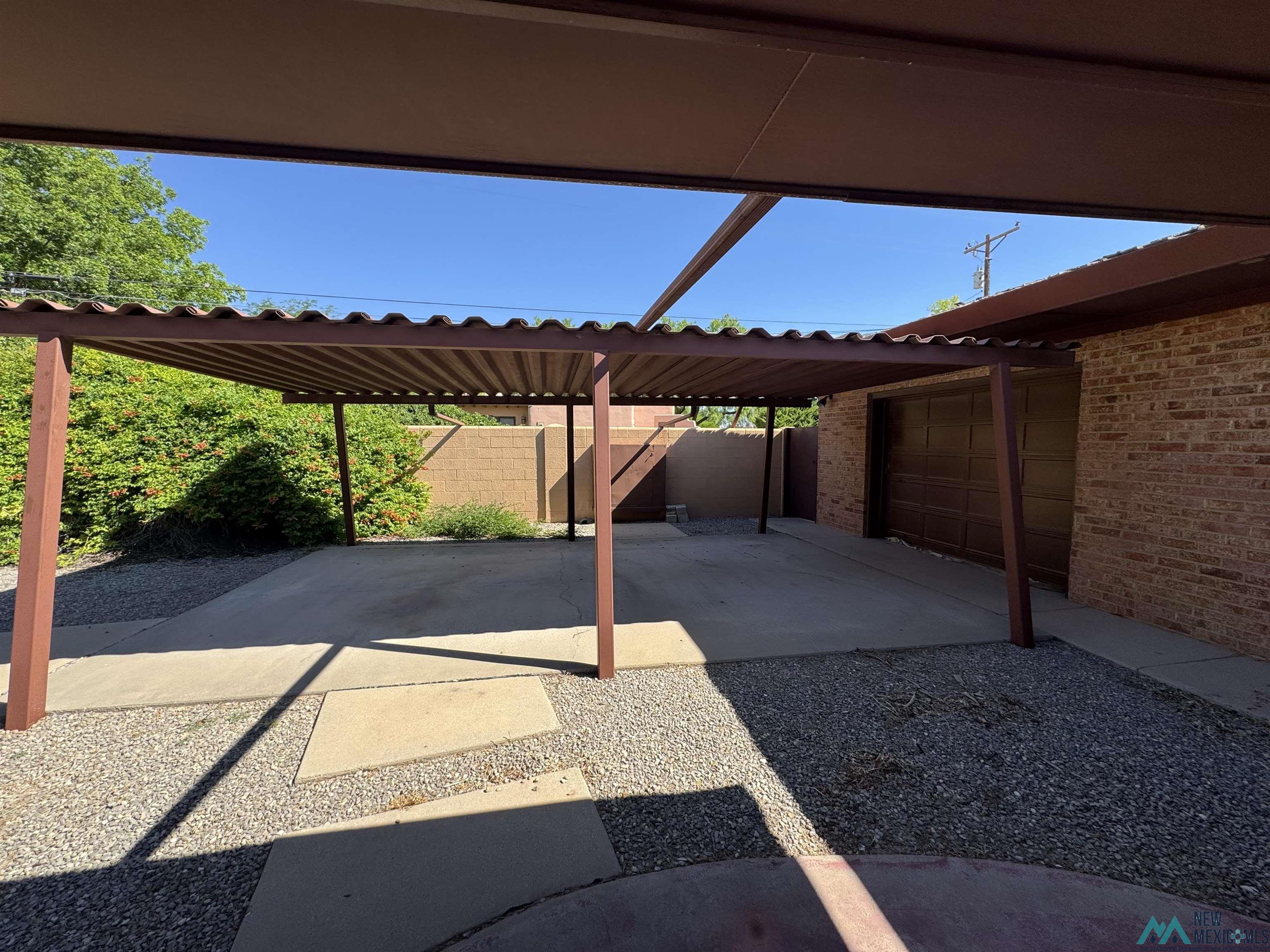 2400 W Loma Drive, Artesia, Texas image 39