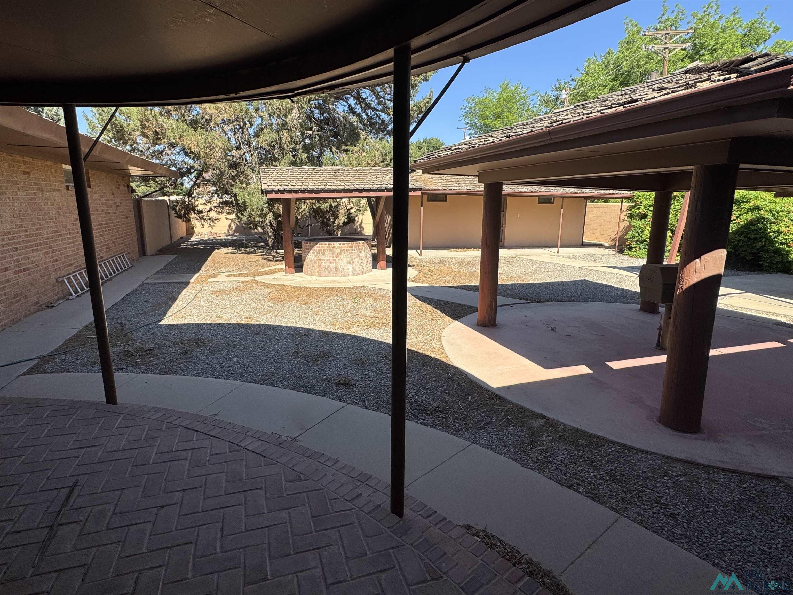 2400 W Loma Drive, Artesia, Texas image 38