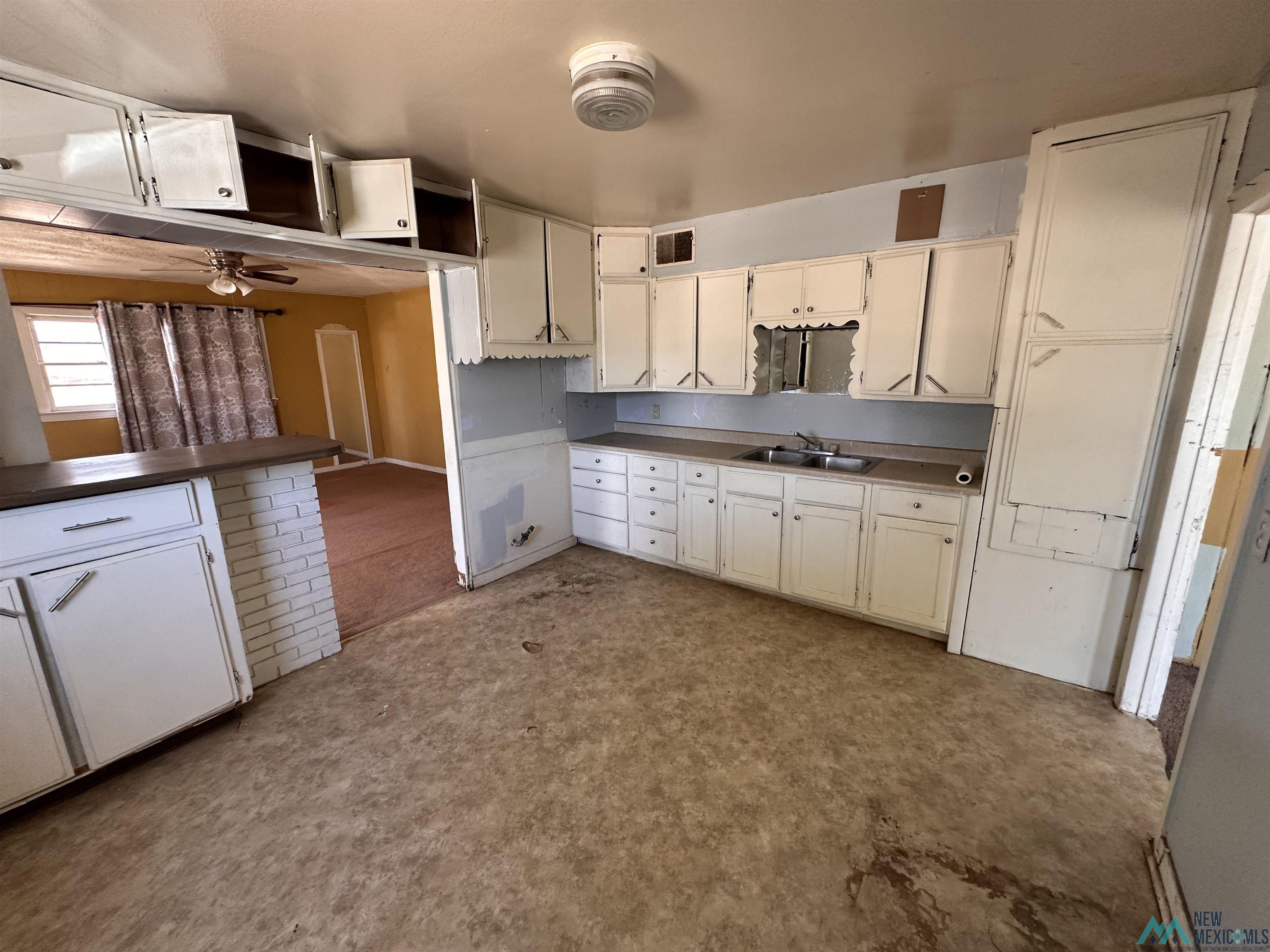 513 S Aspen Avenue, Roswell, Texas image 9