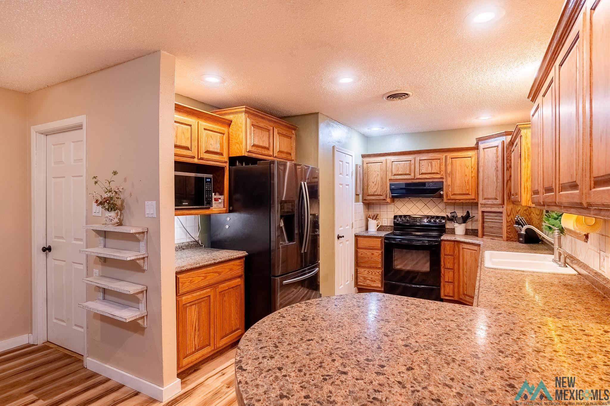 1420 Kingston Avenue, Clovis, Texas image 6