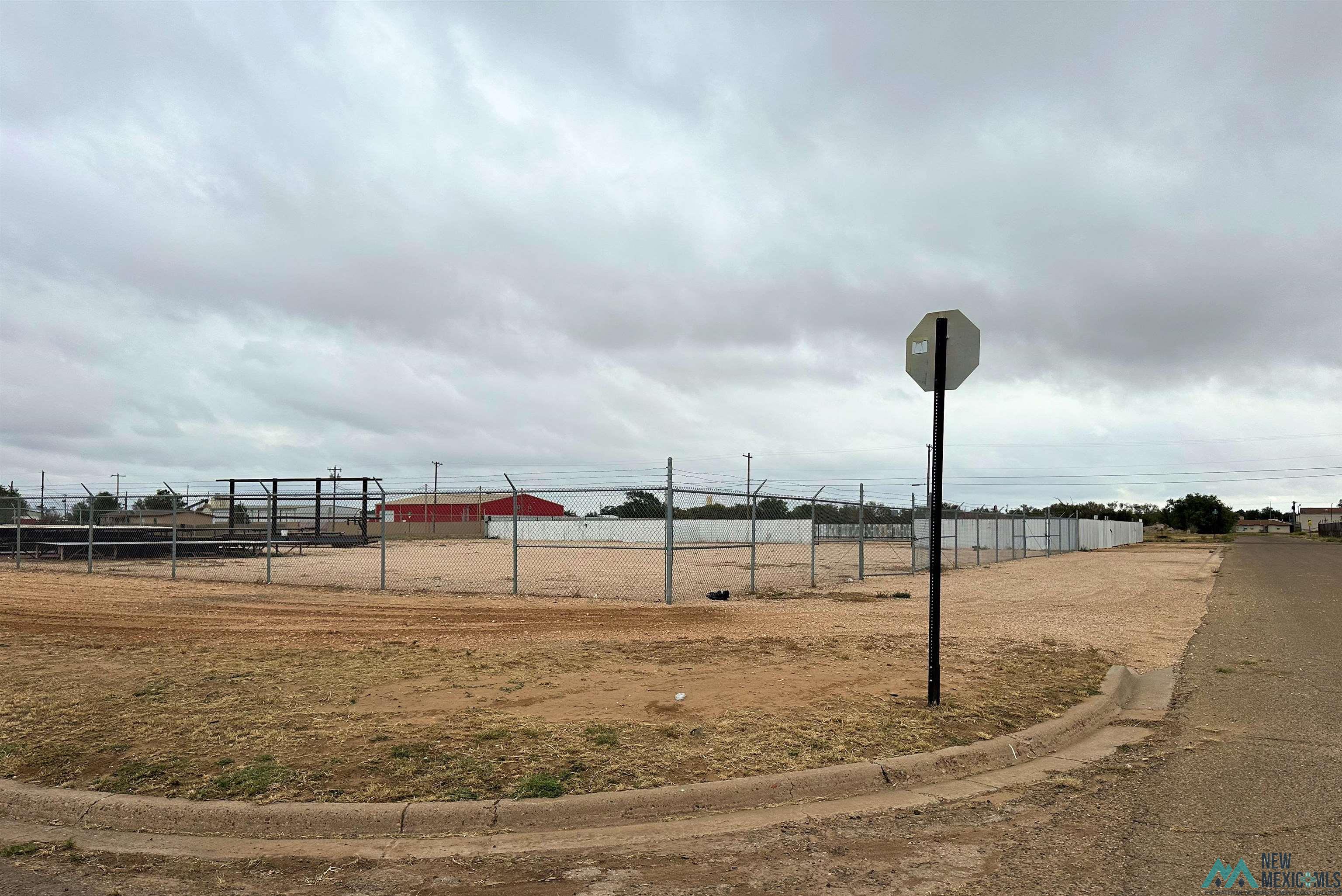 200 Heaslet Street, Clovis, New Mexico image 3