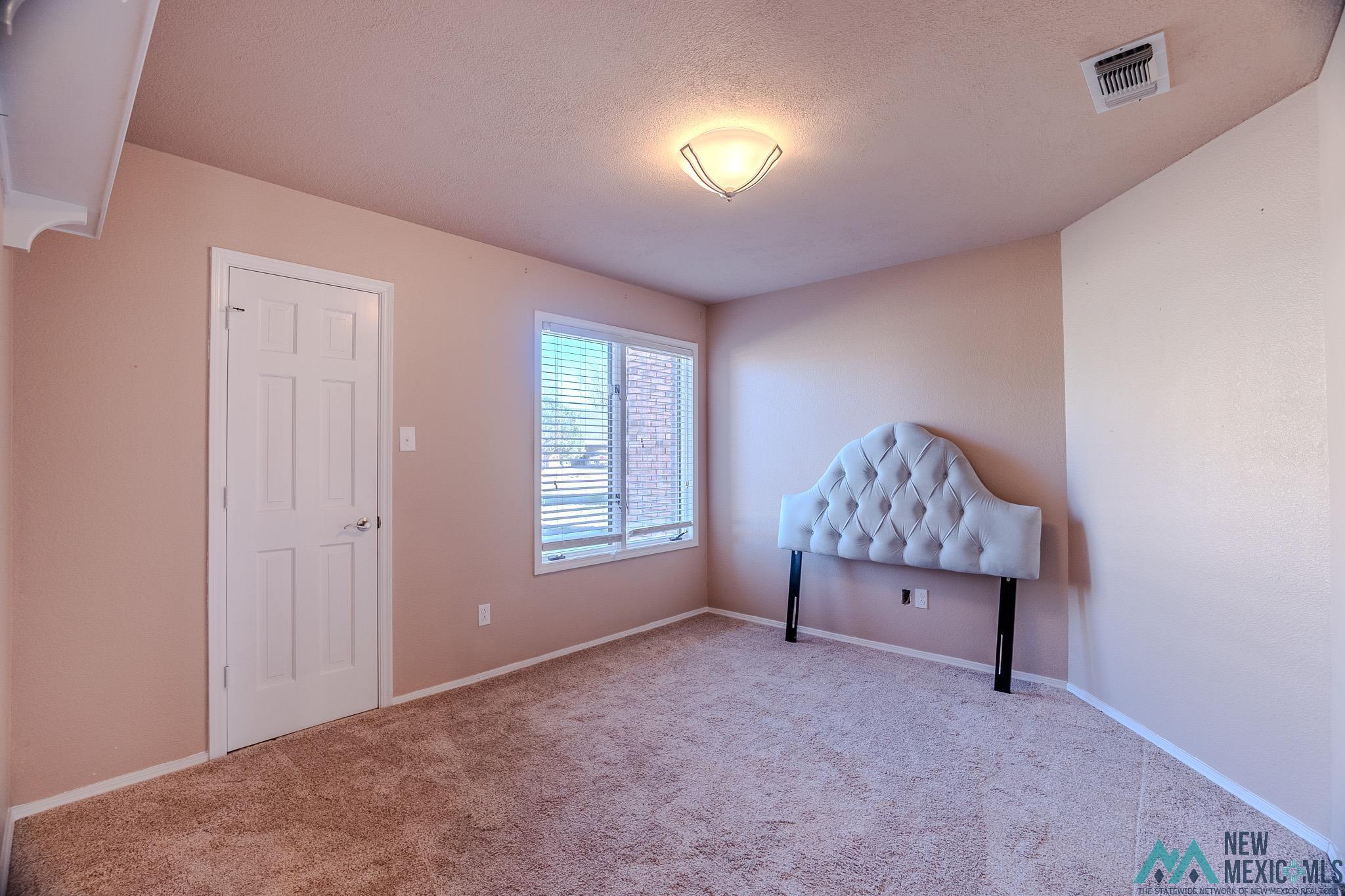401 Diamondhead Drive, Clovis, Texas image 14