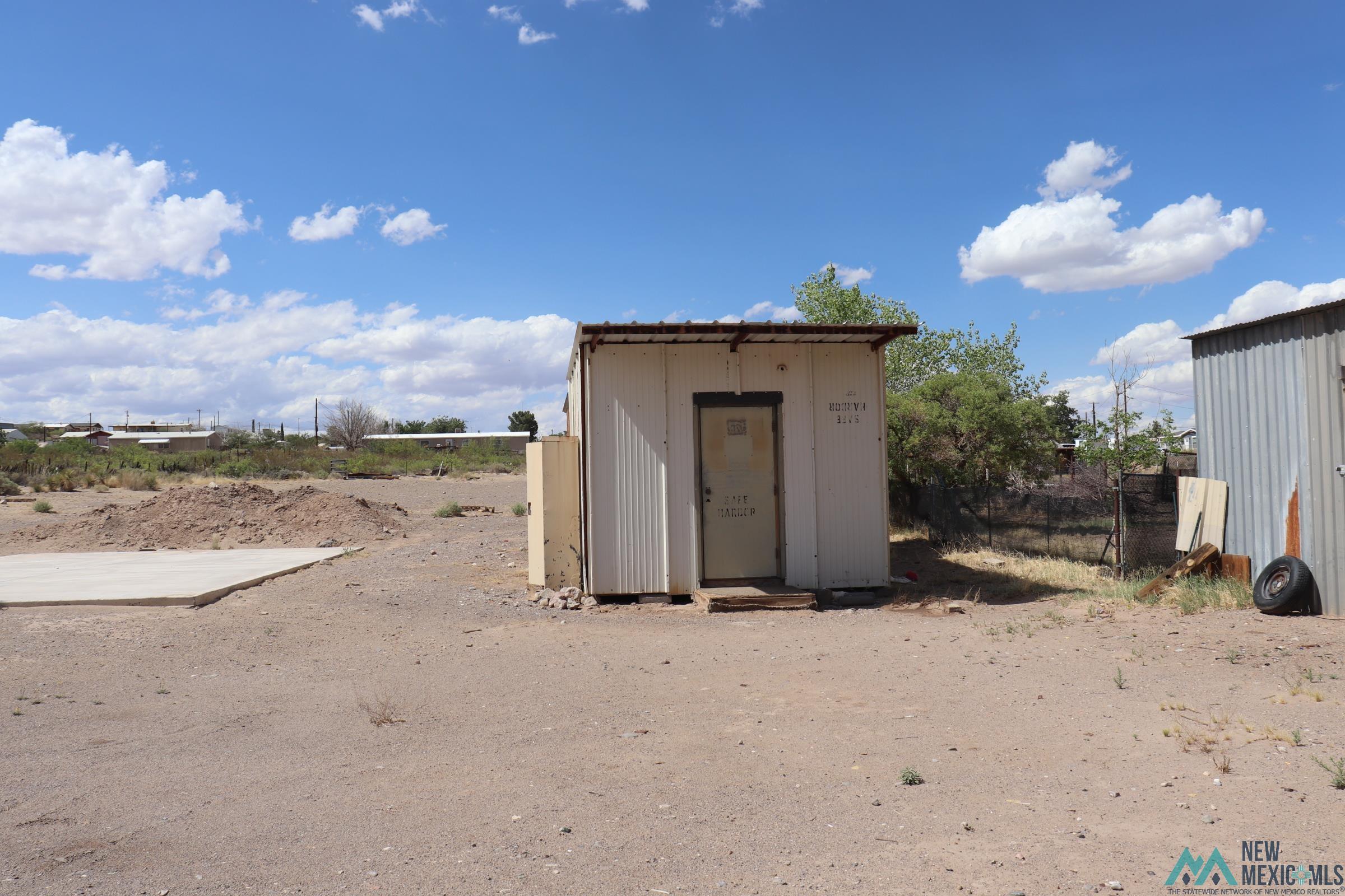 1700 E Riverside Street, Truth Or Consequences, Texas image 8