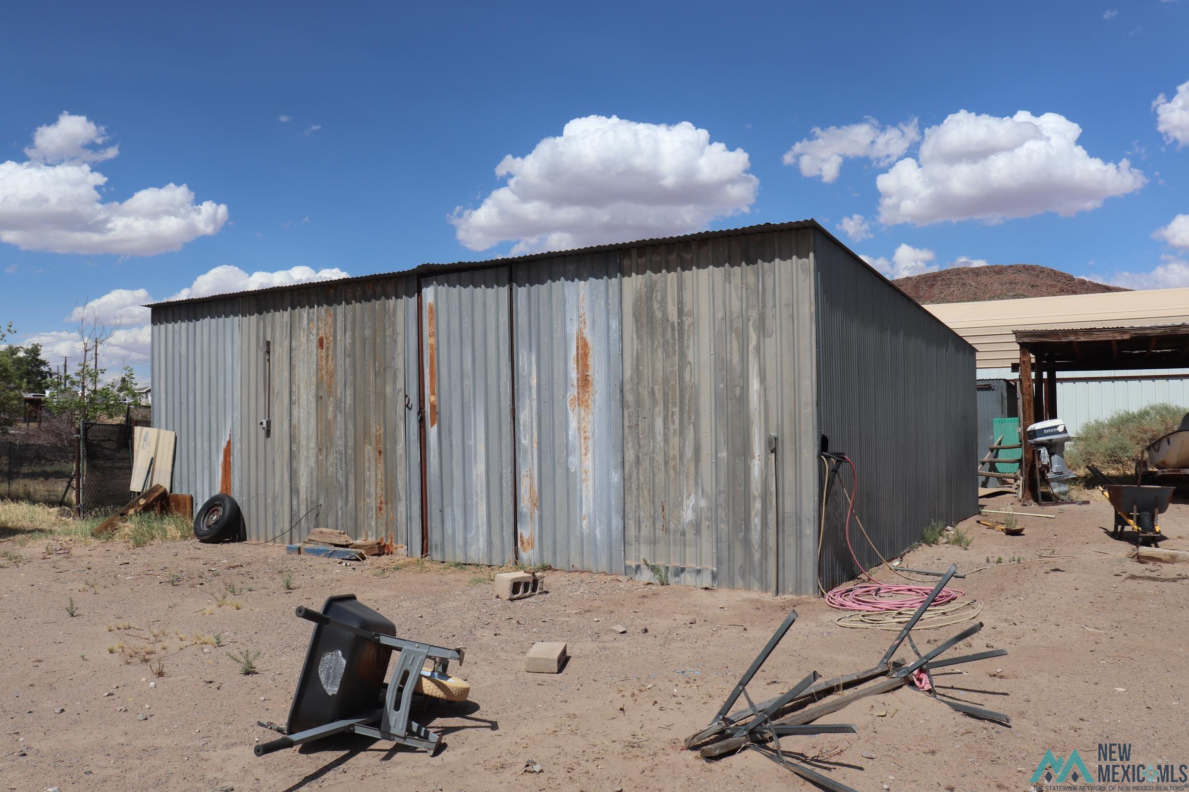 1700 E Riverside Street, Truth Or Consequences, Texas image 9