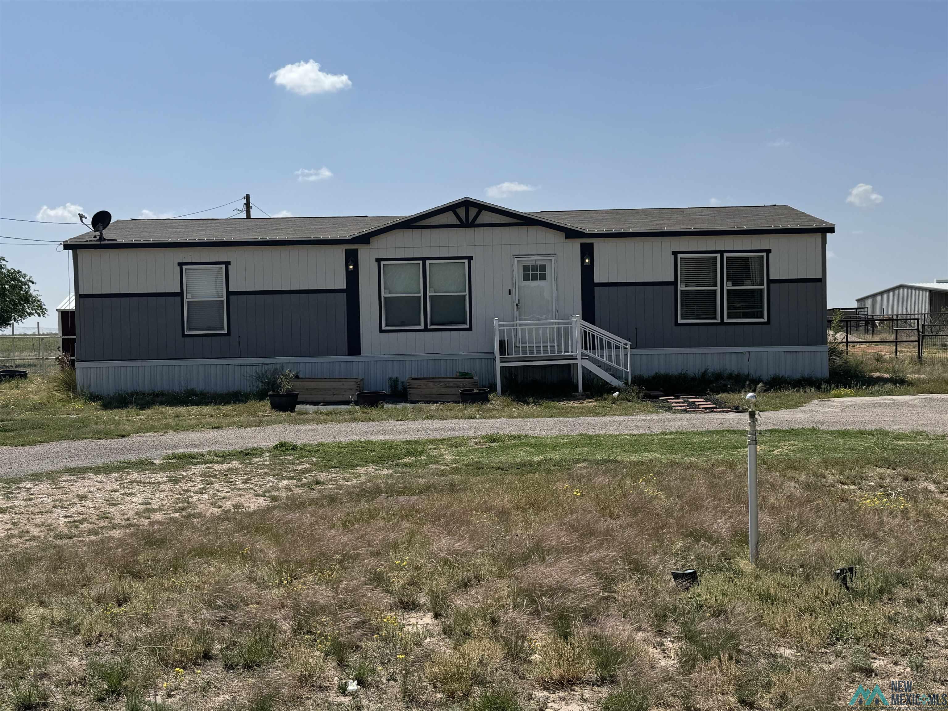 9601 N Plainfield Drive, Hobbs, Texas image 1