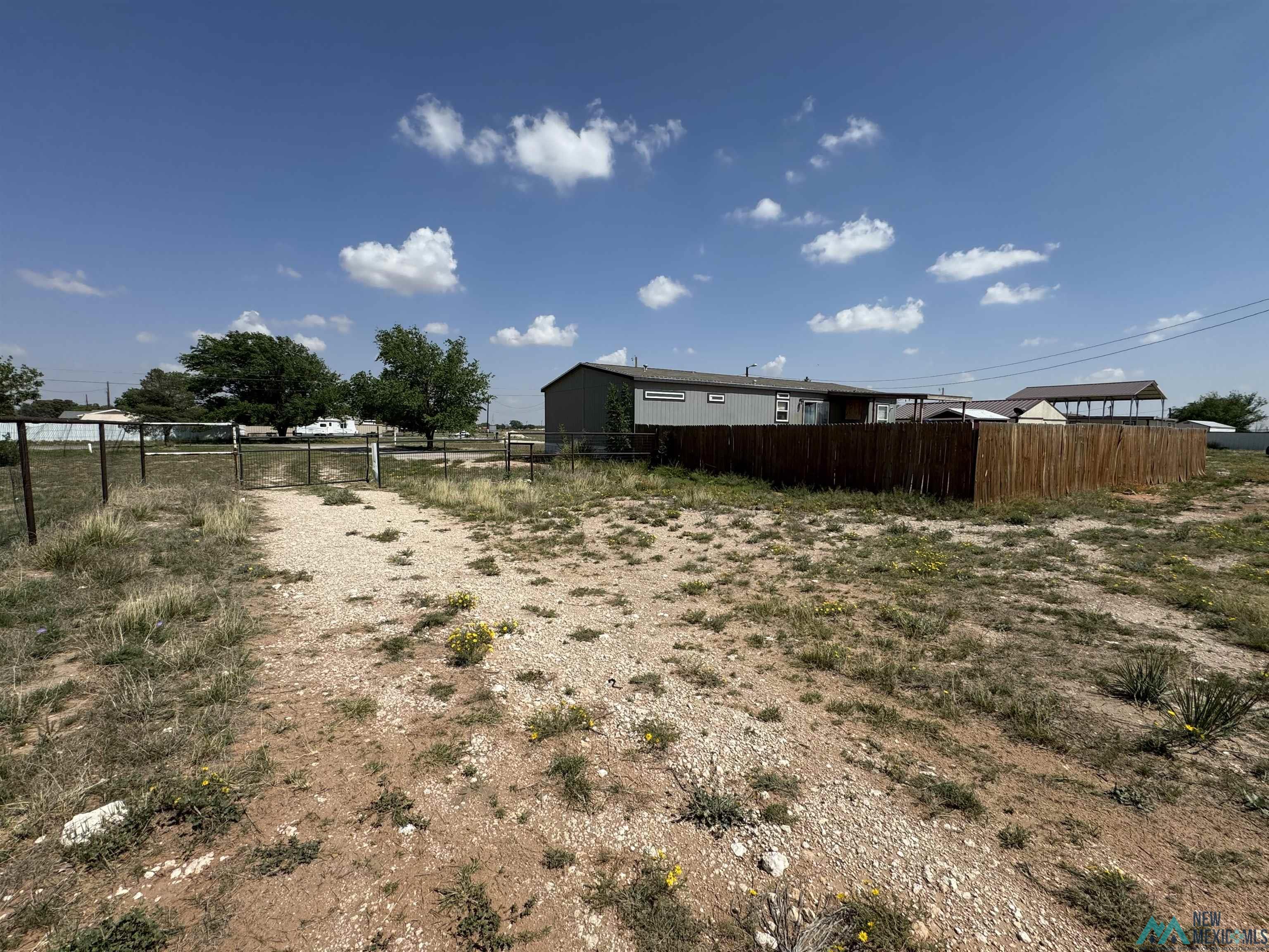 9601 N Plainfield Drive, Hobbs, Texas image 6
