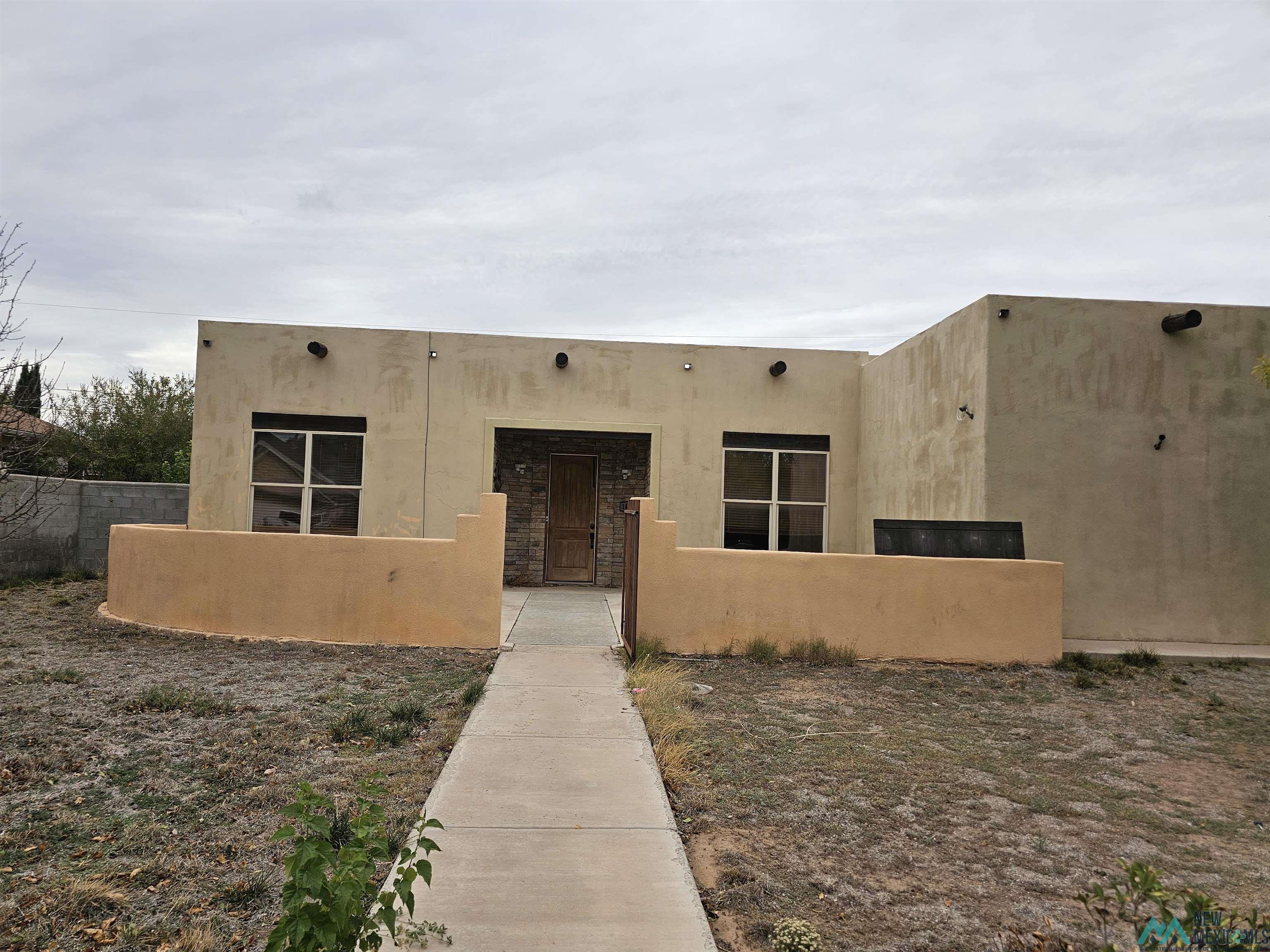 1402 S Twenty-fourth Street, Artesia, New Mexico image 1