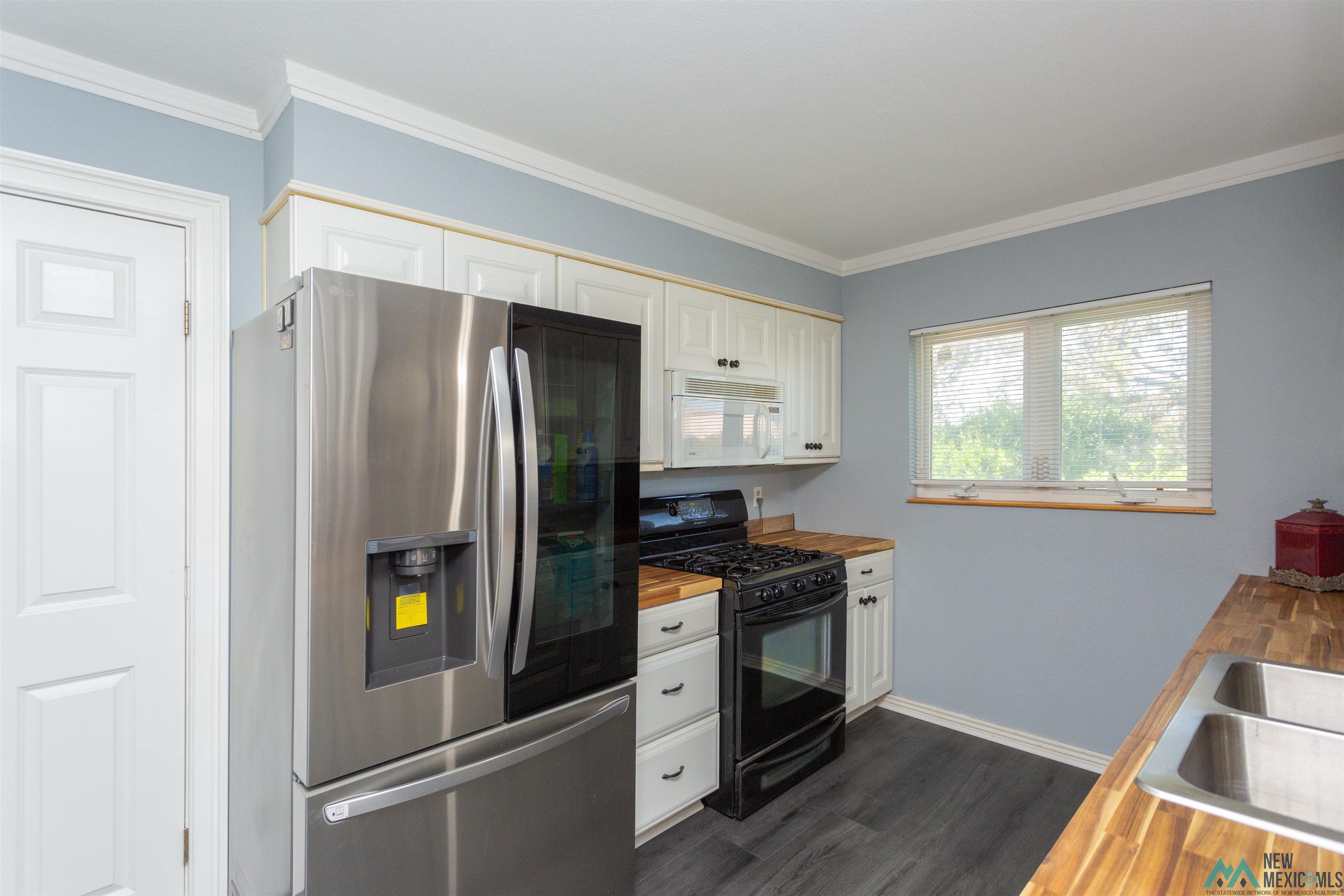 Roswell, New Mexico 88201, United States, 3 Bedrooms Bedrooms, ,2 BathroomsBathrooms,Residential,Active,180268