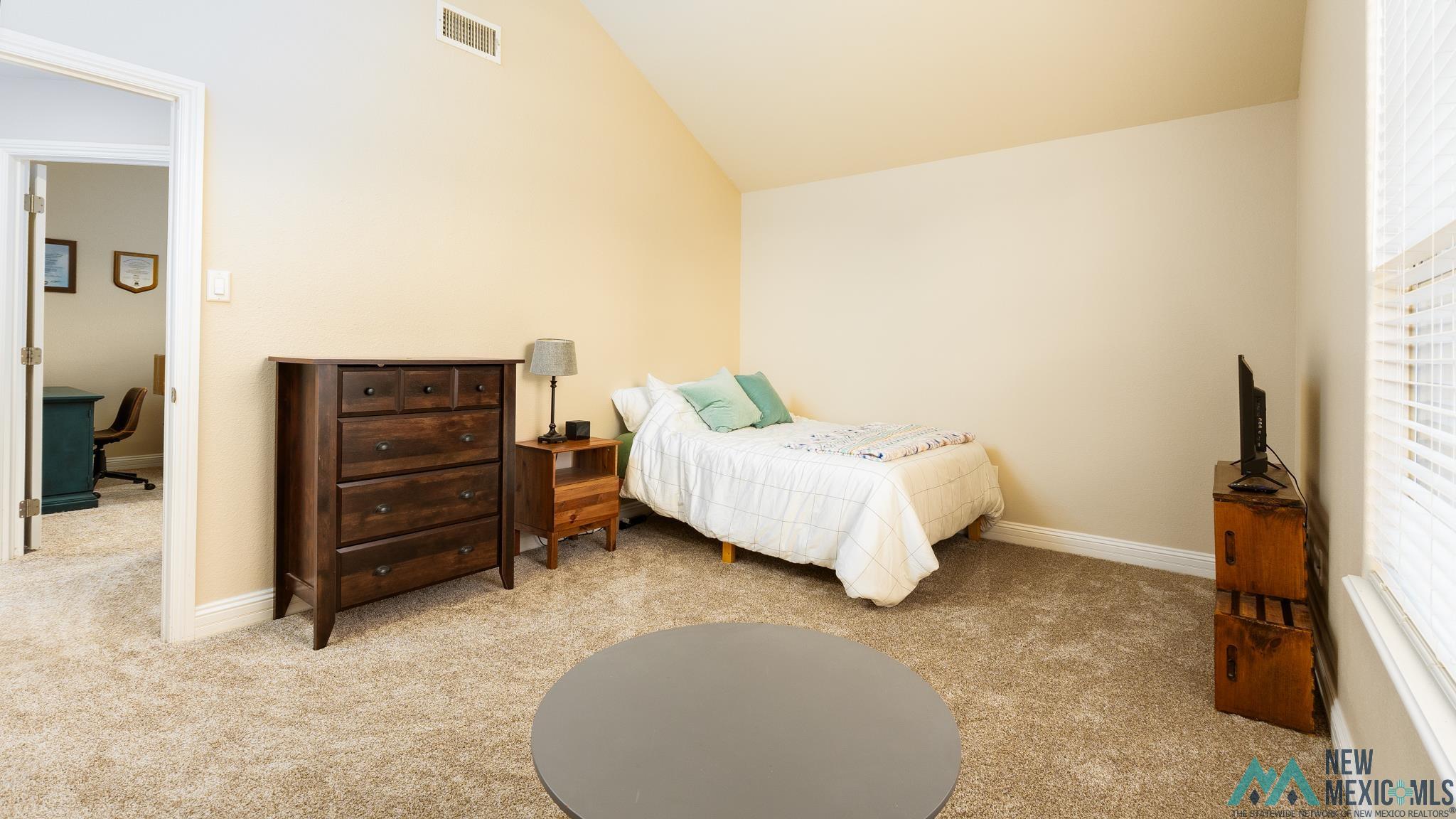 2121 S Jadyn Lane, Clovis, Texas image 17