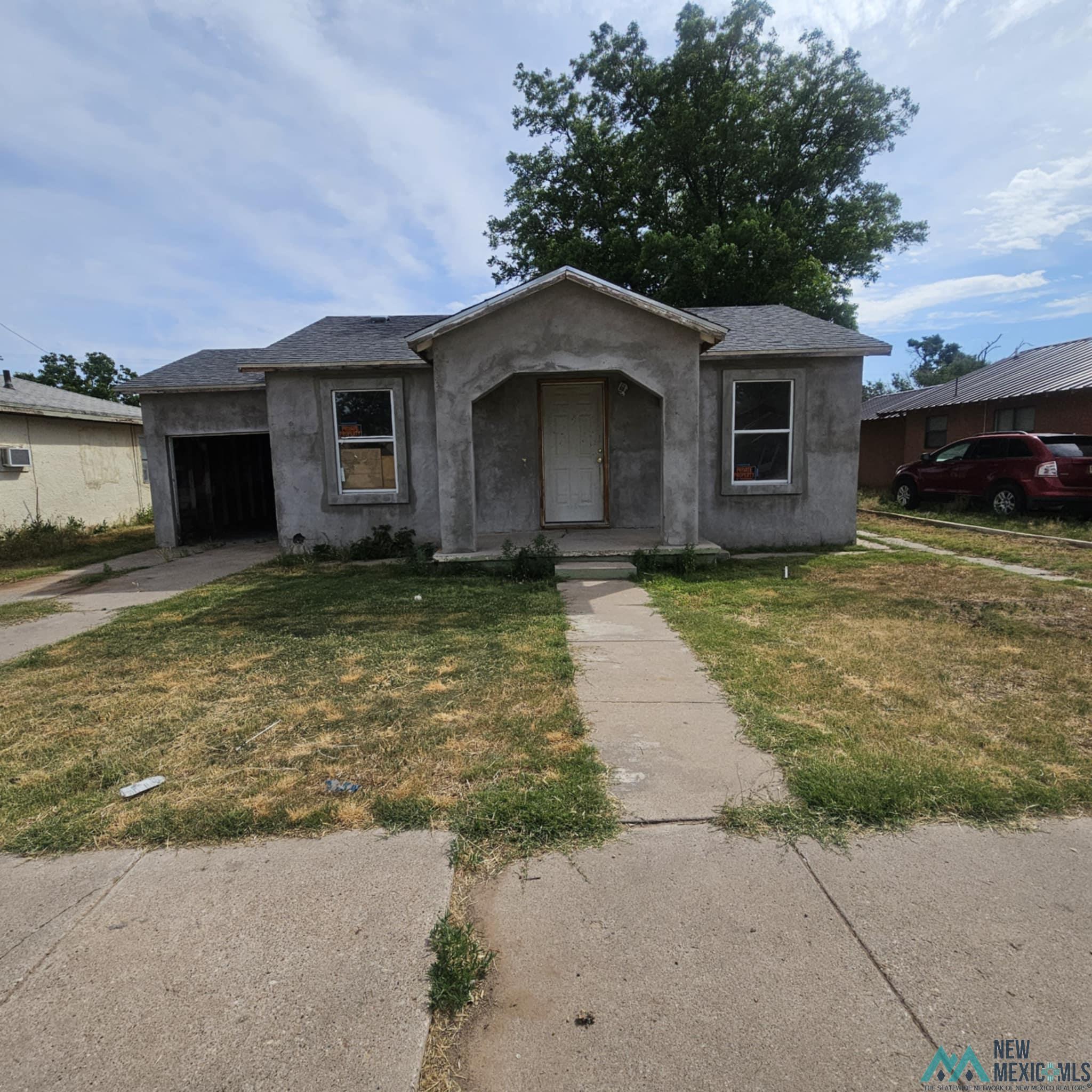 805 S Avenue B Avenue, Portales, New Mexico image 1