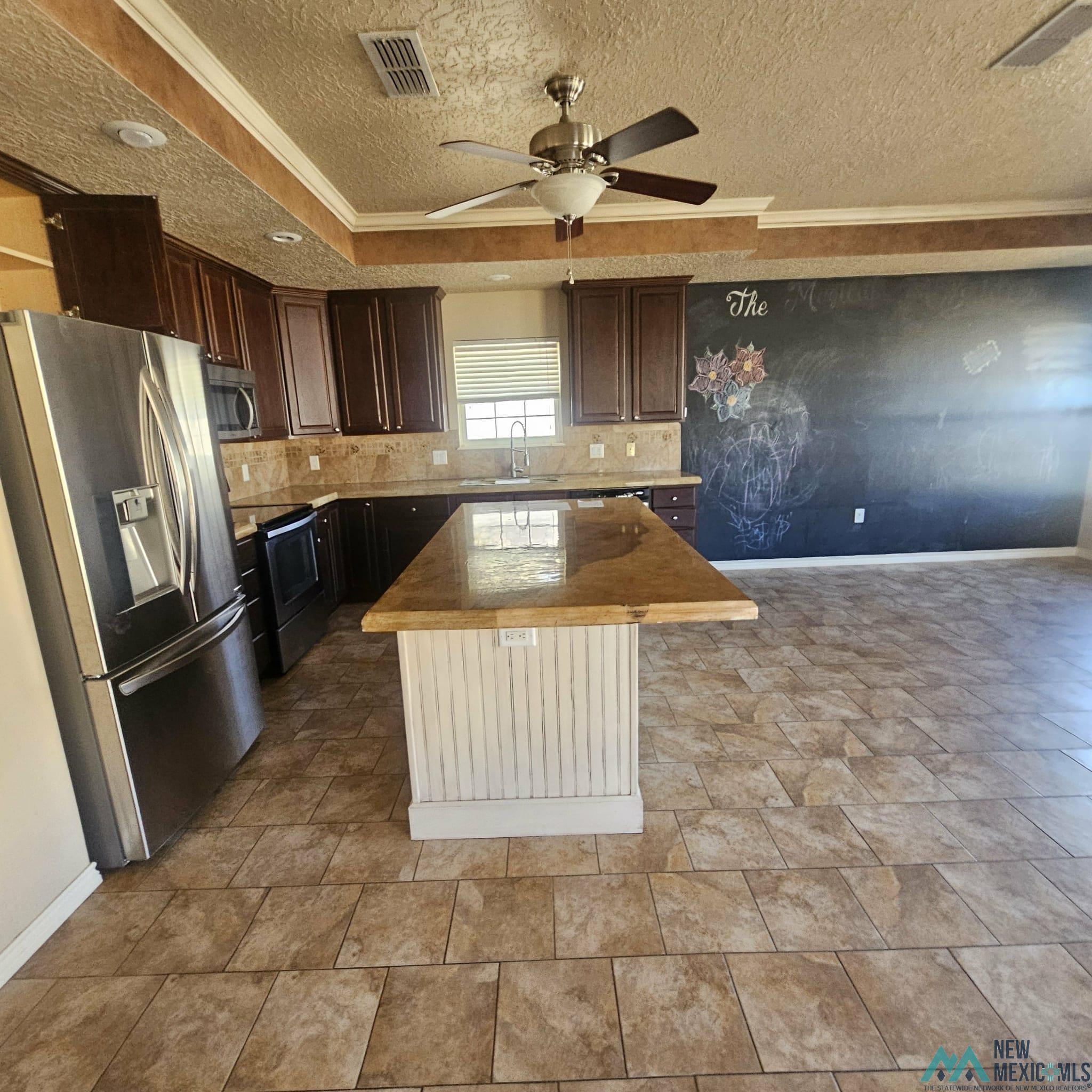 Clovis, New Mexico 88101, United States, 4 Bedrooms Bedrooms, ,2 BathroomsBathrooms,Residential,Active,256204
