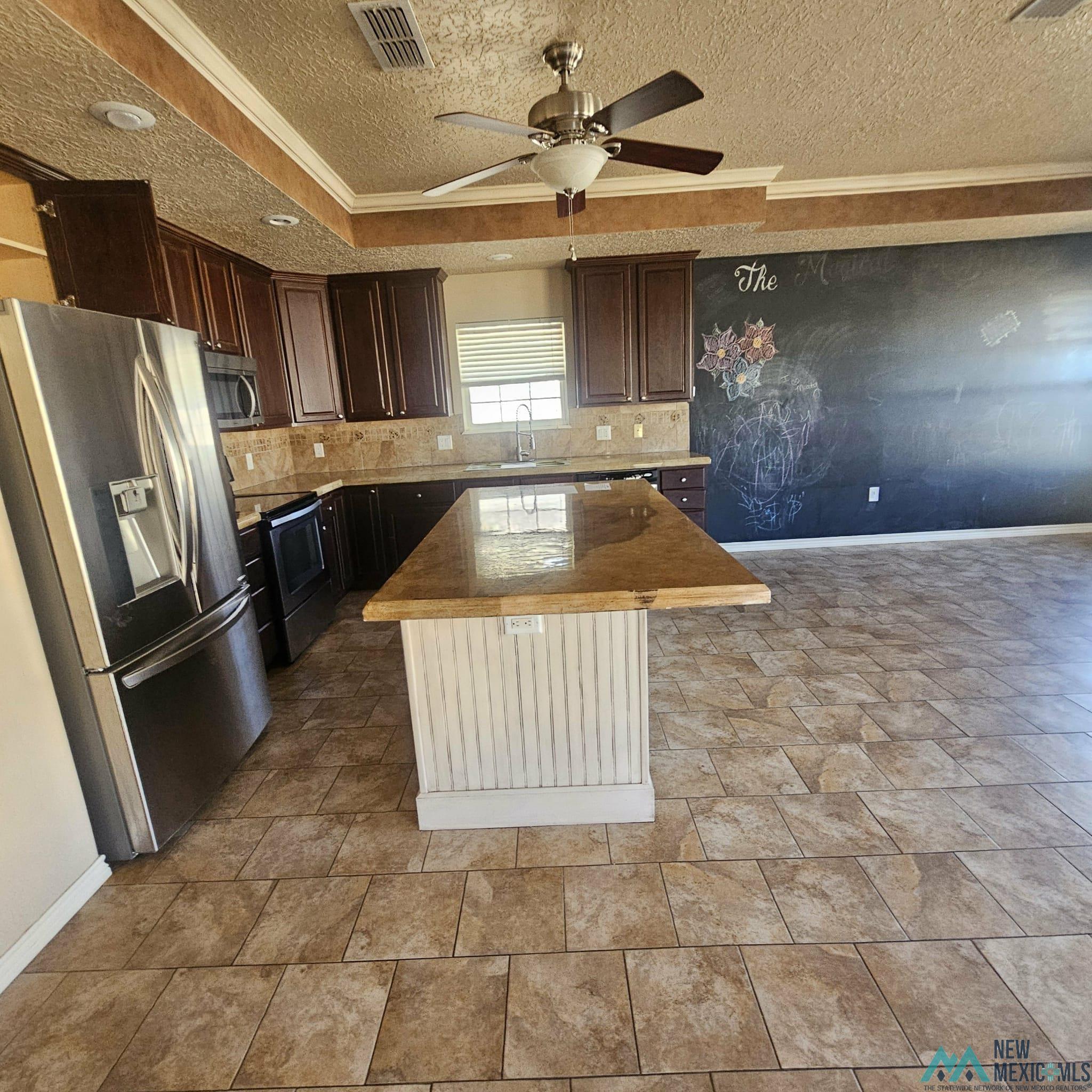 Clovis, New Mexico 88101, United States, 4 Bedrooms Bedrooms, ,2 BathroomsBathrooms,Residential,Active,256204