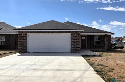 Homes For Sale - 3833 Buchanan Street<br/> Clovis, NM 88101