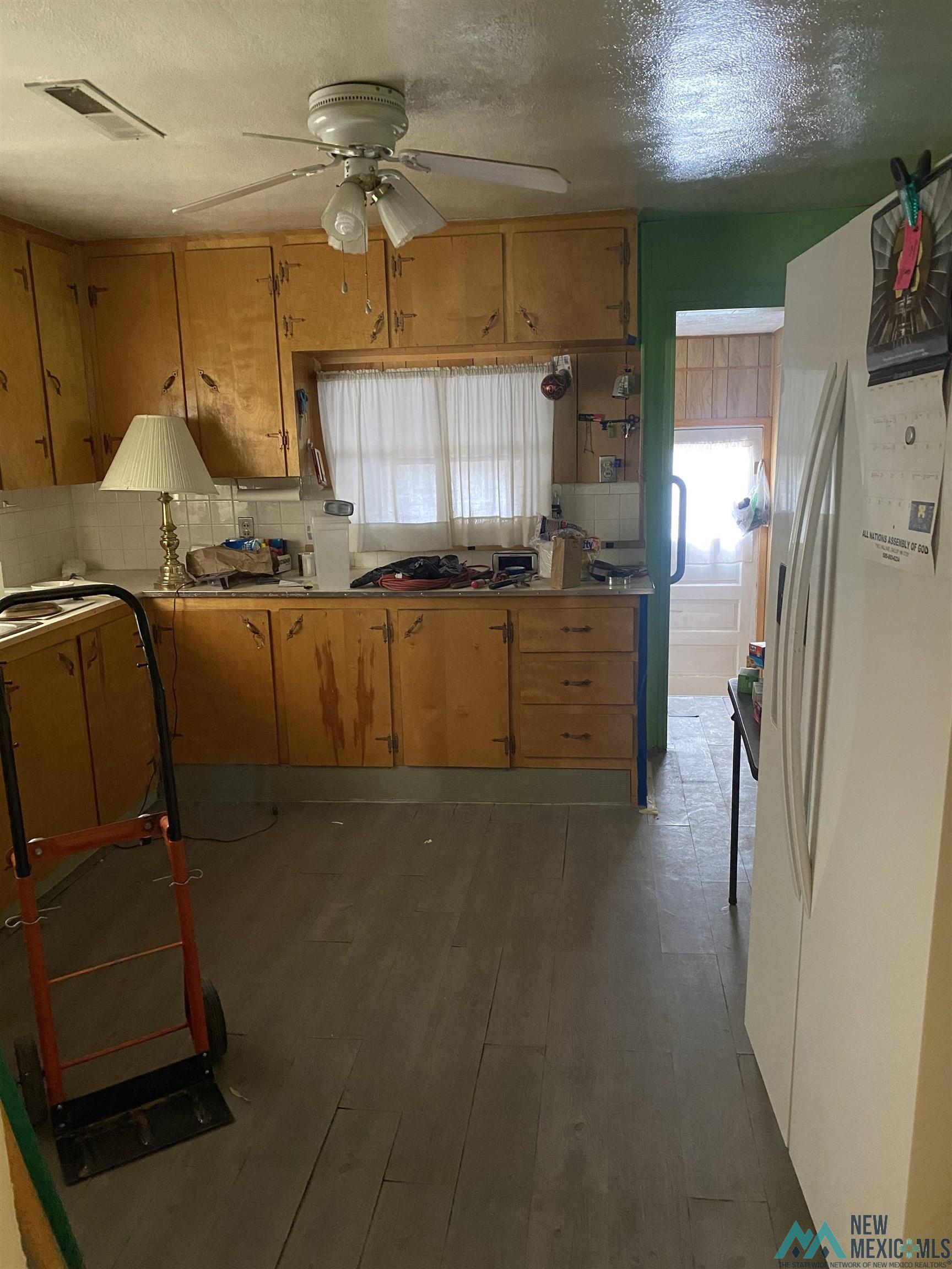 301 E Adams Street, Gallup, Texas image 19