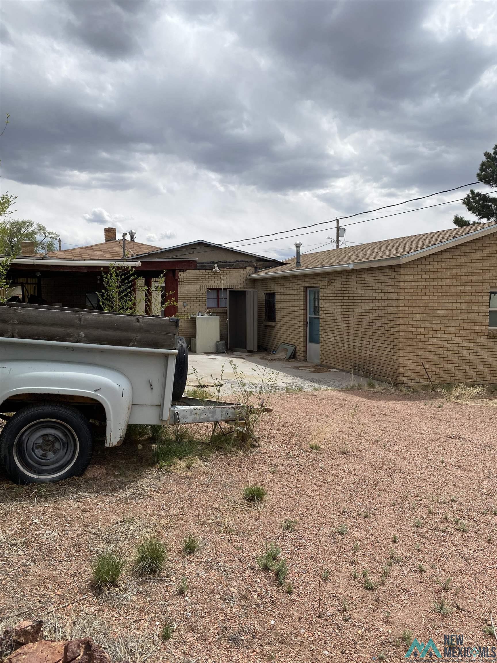 301 E Adams Street, Gallup, Texas image 32