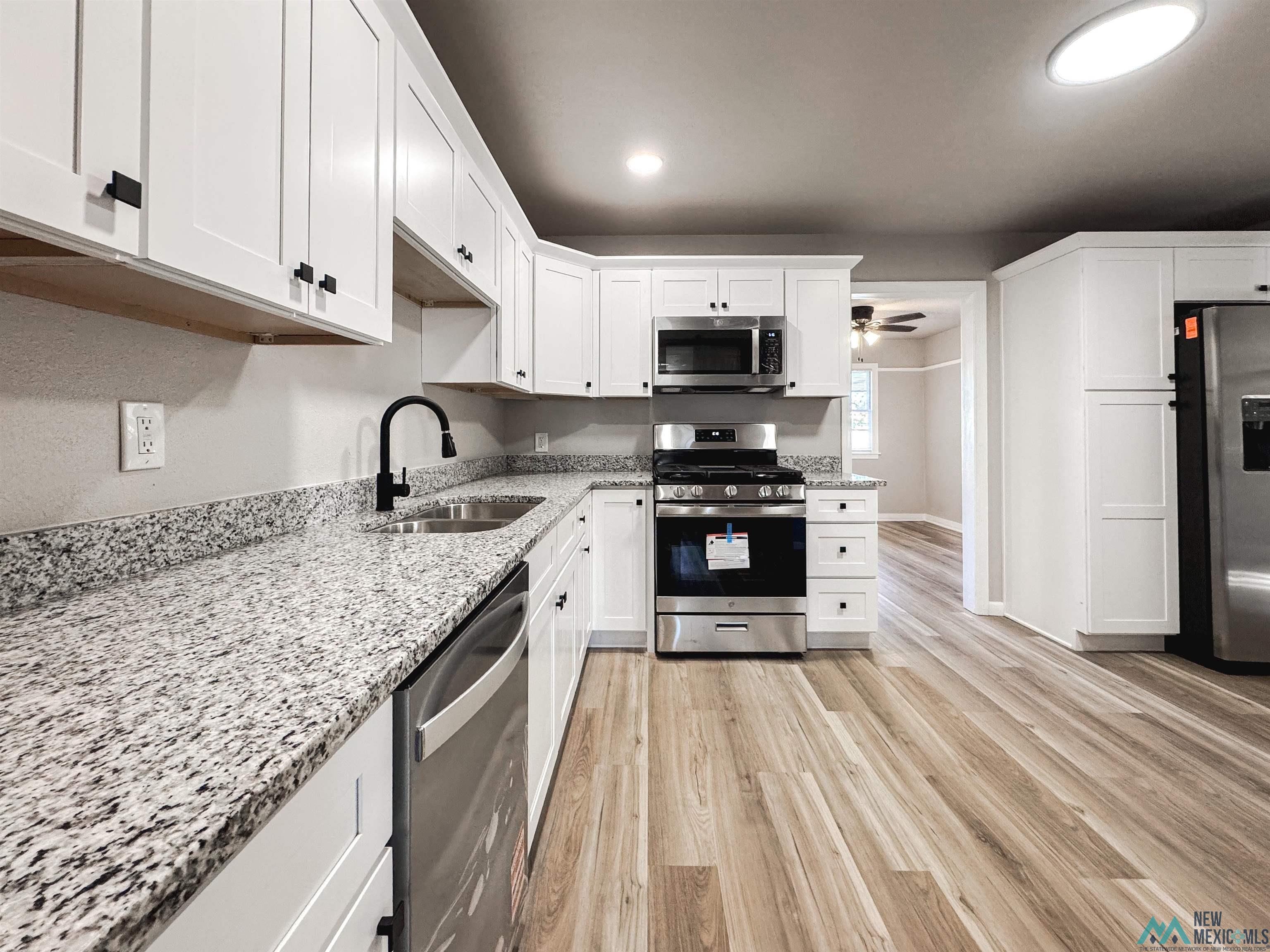 508 S Aspen Avenue, Roswell, Texas image 11