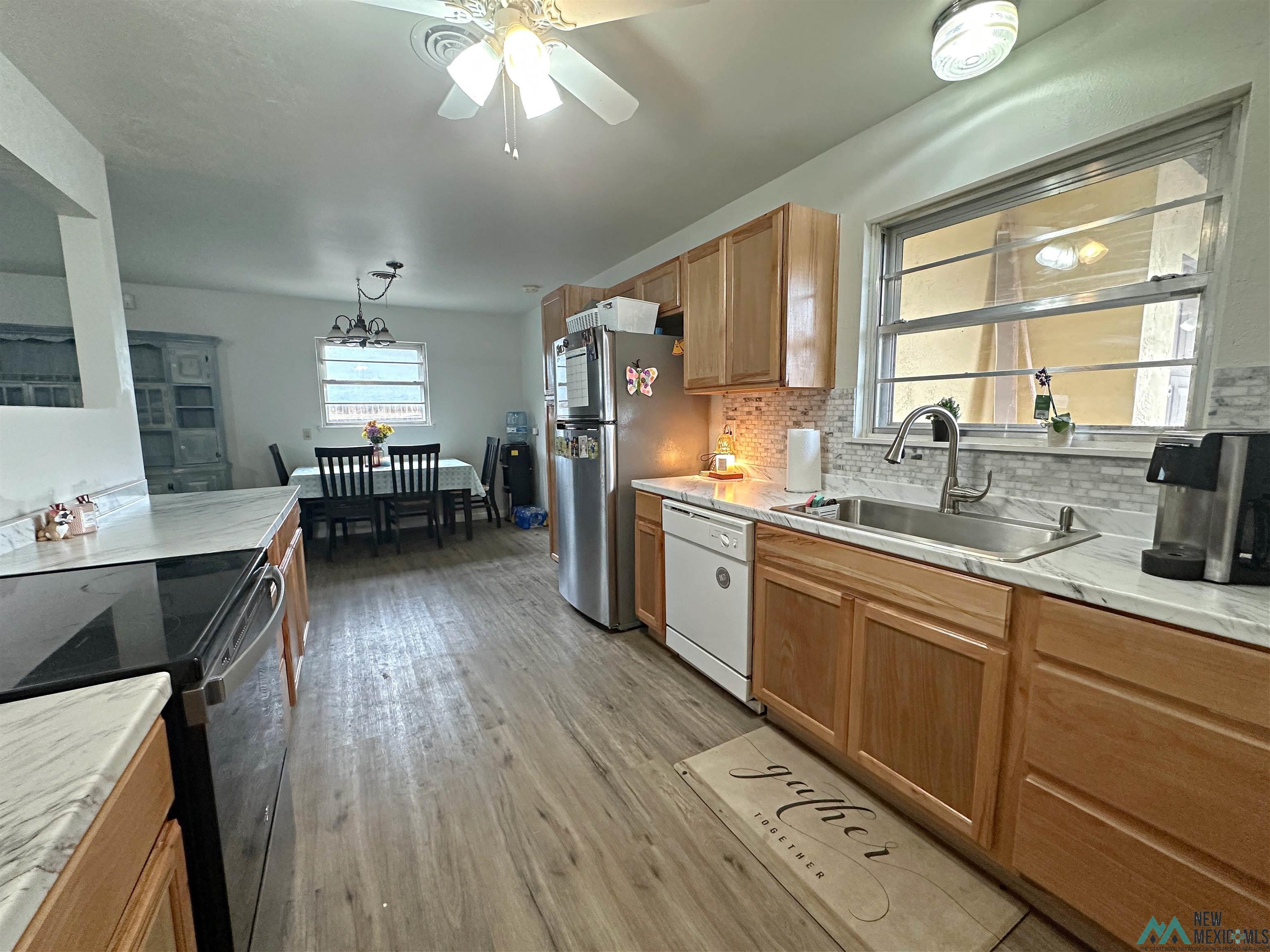3502 Bandolina Avenue, Roswell, Texas image 5