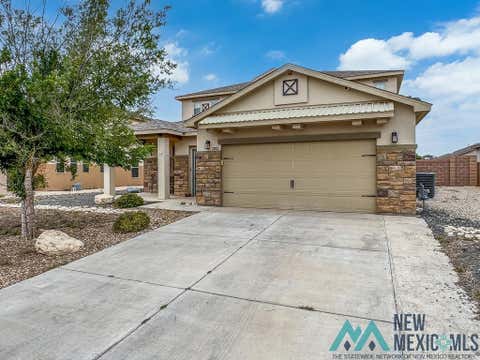 Homes For Sale - 2102 E Parkwood Avenue<br/> Lea County, Hobbs, NM 88240