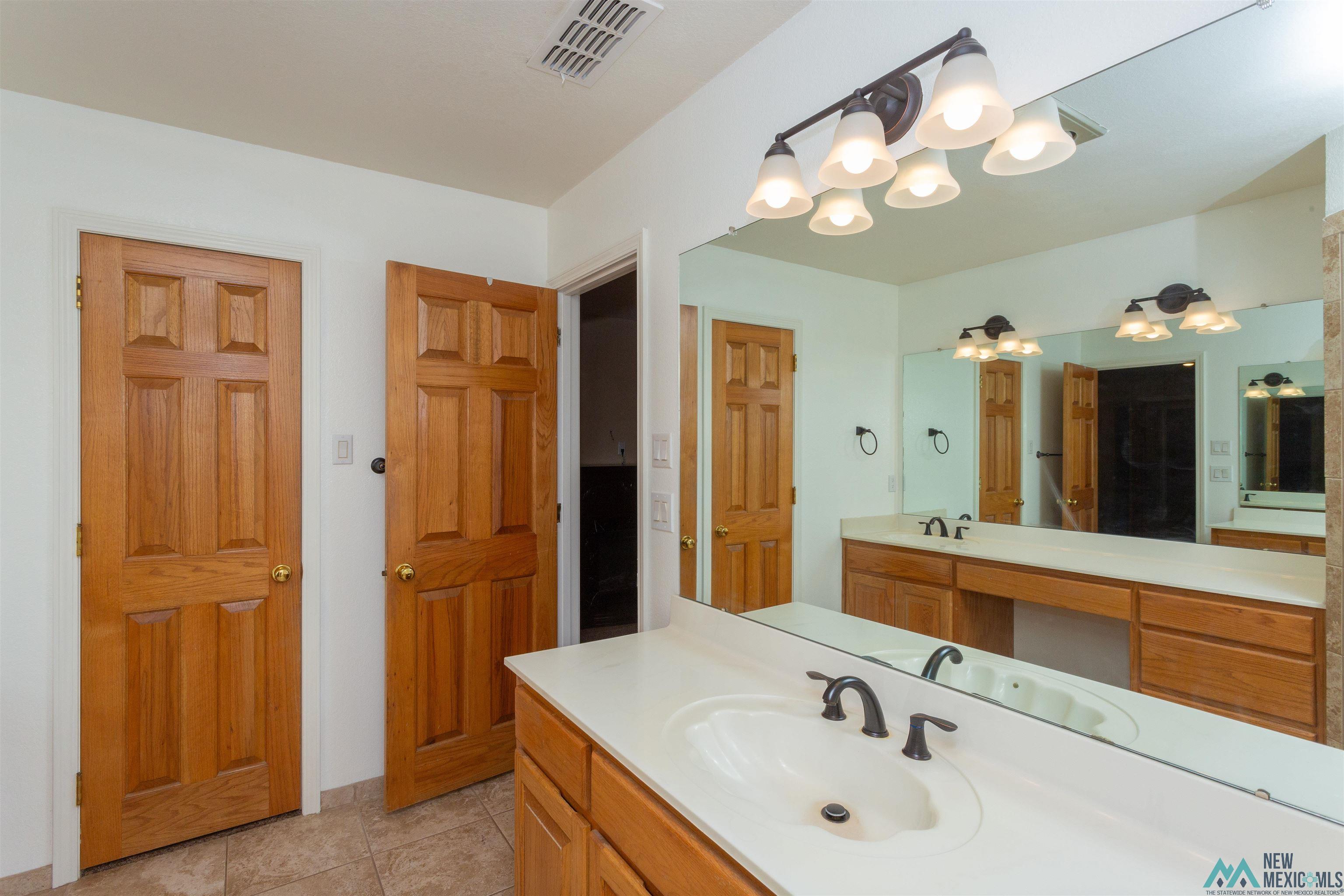 600 Tierra Berrenda Drive, Roswell, Texas image 50