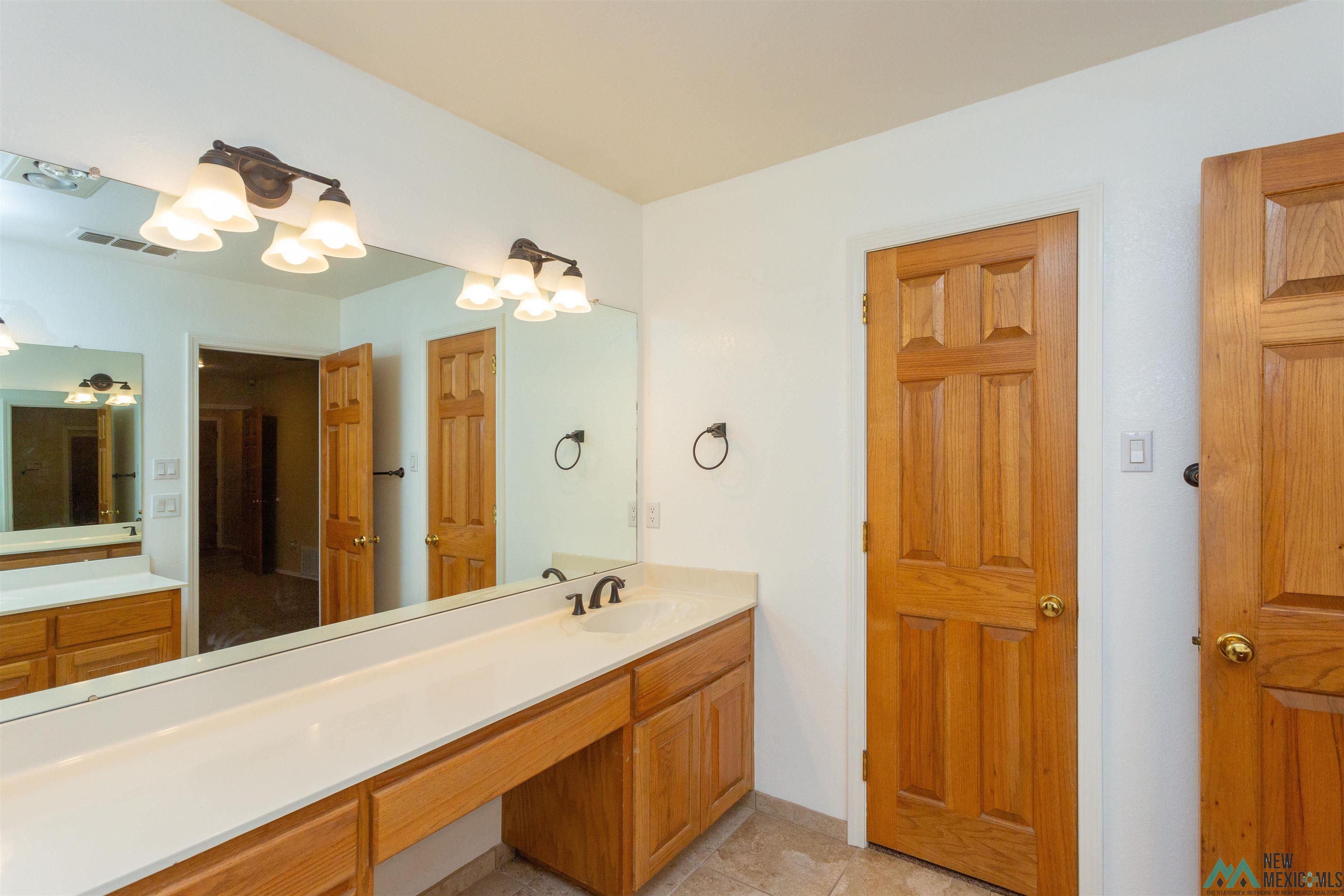 600 Tierra Berrenda Drive, Roswell, Texas image 49