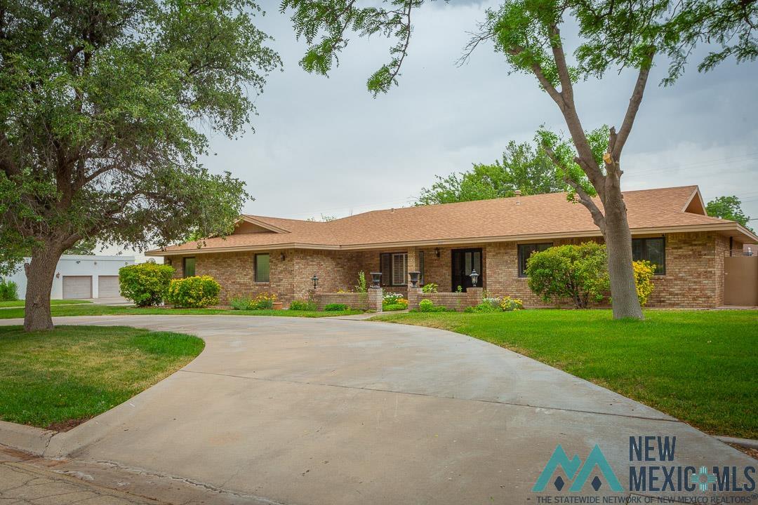 600 Tierra Berrenda Drive, Roswell, Texas image 4