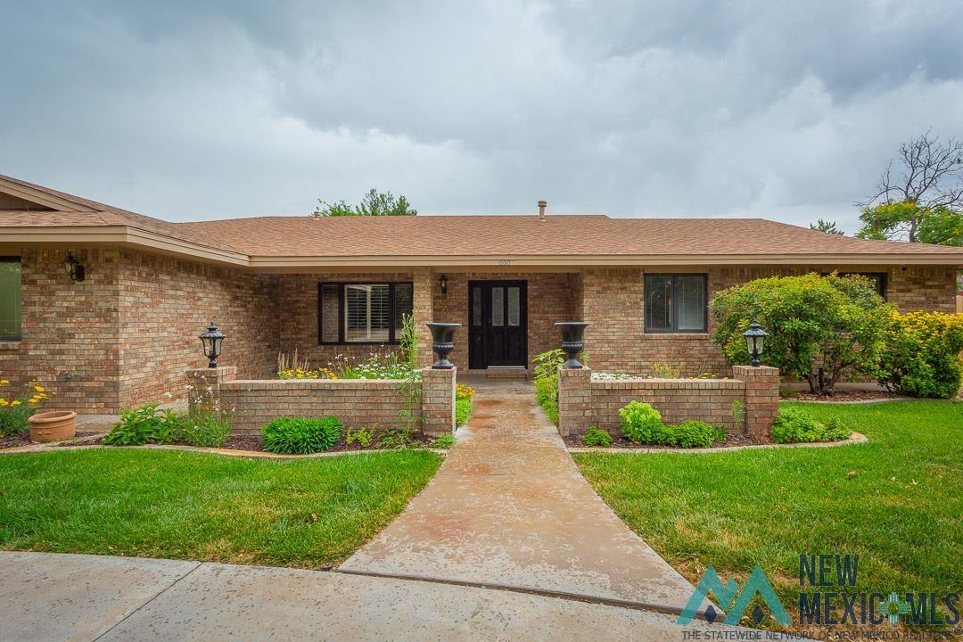 600 Tierra Berrenda Drive, Roswell, Texas image 8
