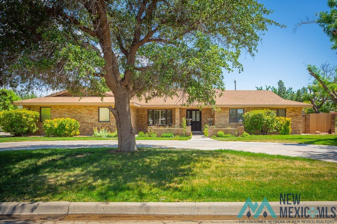 600 Tierra Berrenda Drive, Roswell, Texas image 6