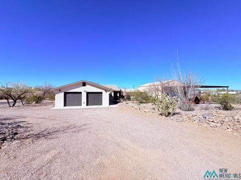 Homes For Sale - 101 Mimbres Drive<br/> Sierra County, Elephant Butte, NM 87935