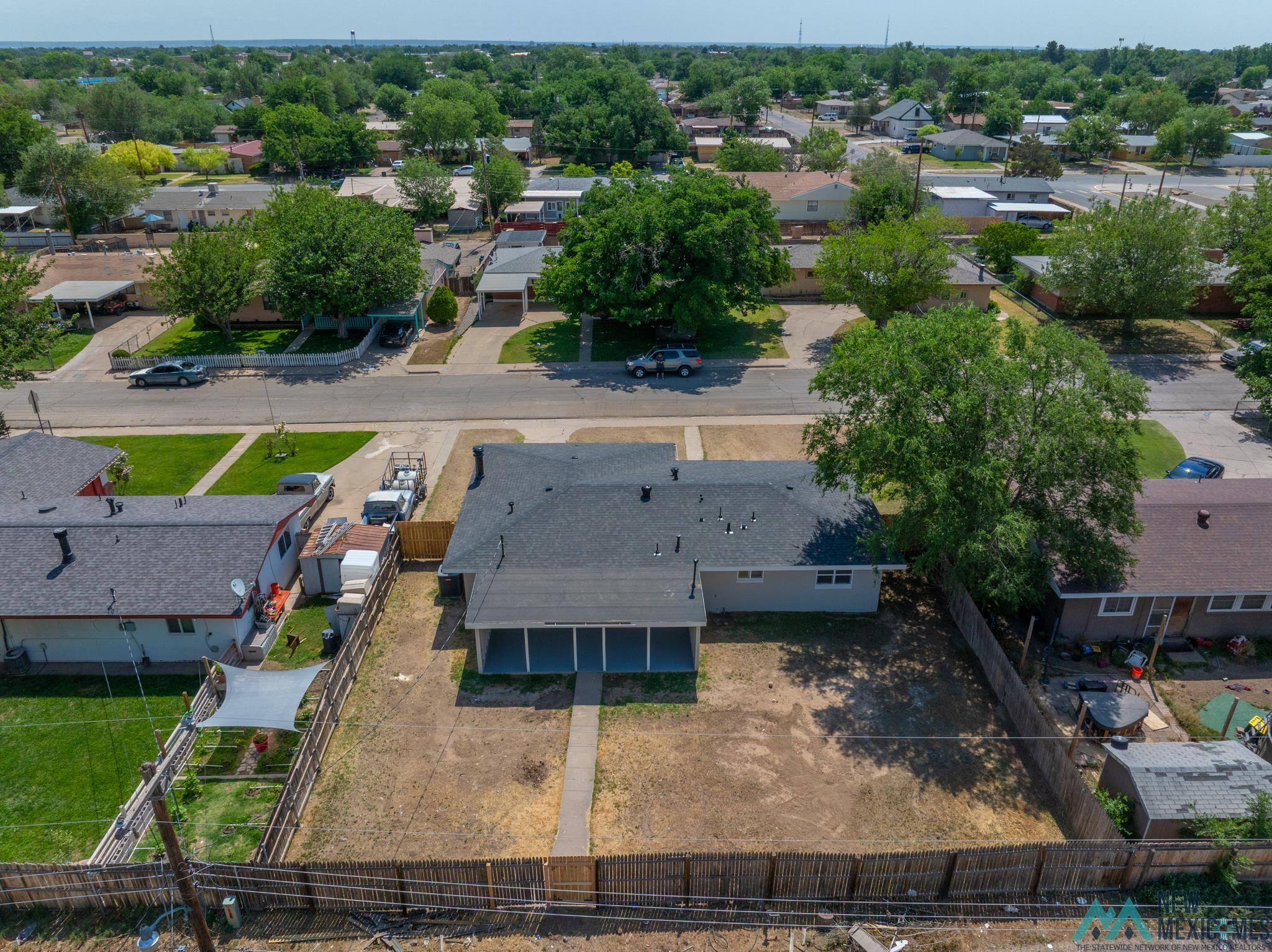 1300 S Michigan Avenue, Roswell, Texas image 11