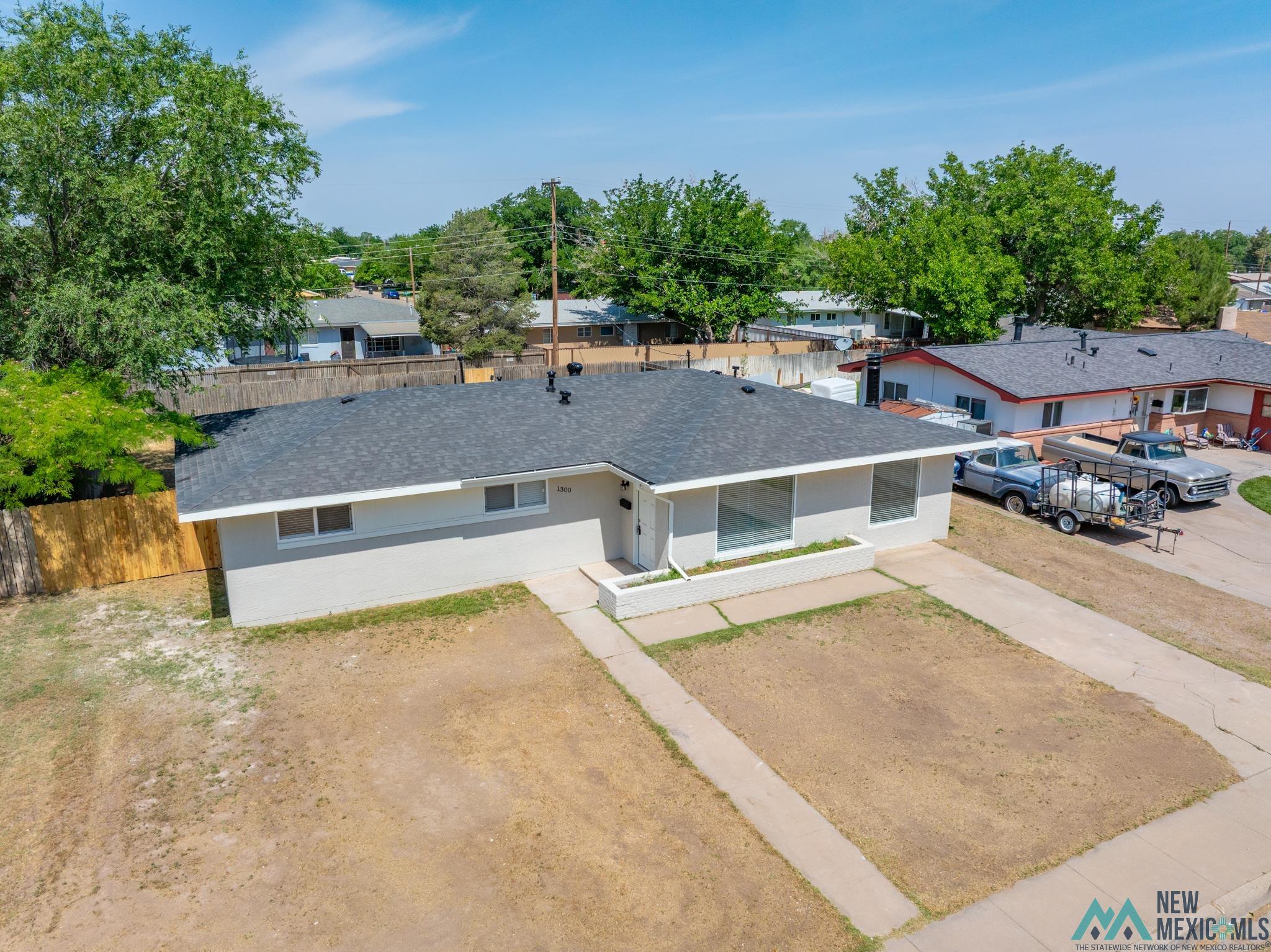 1300 S Michigan Avenue, Roswell, Texas image 6