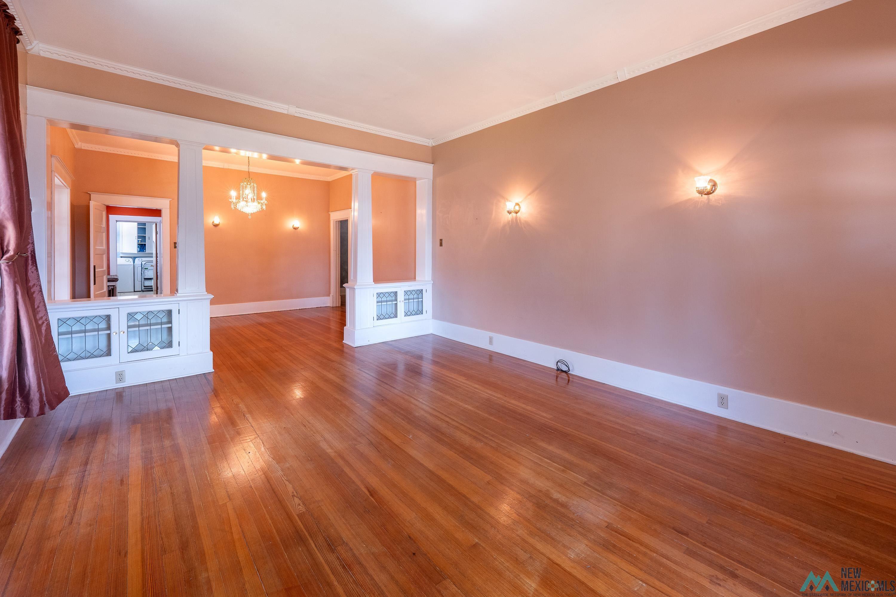 444 S 4th Street, Raton, Texas image 7