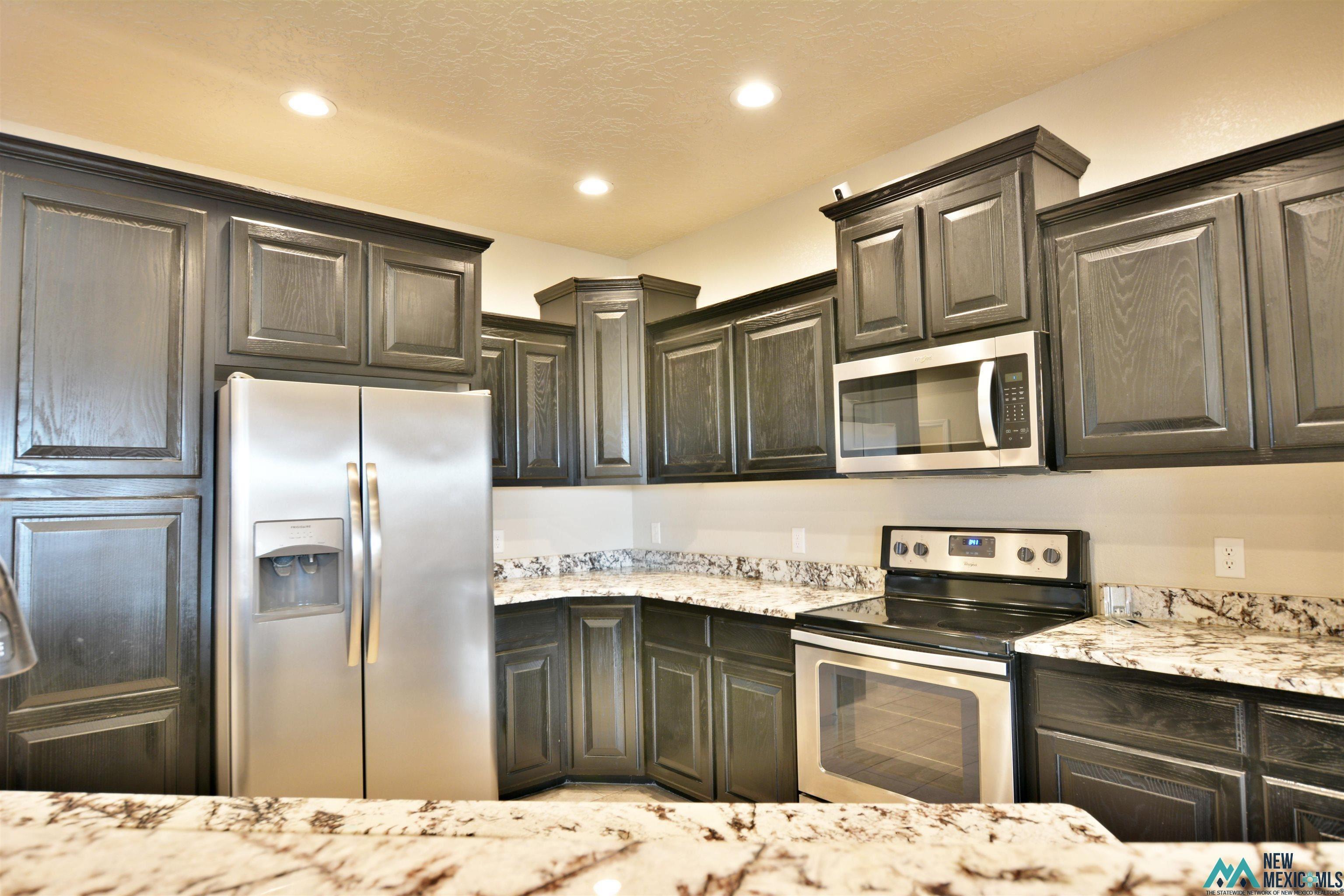 2404 Joes Lane, Clovis, Texas image 11