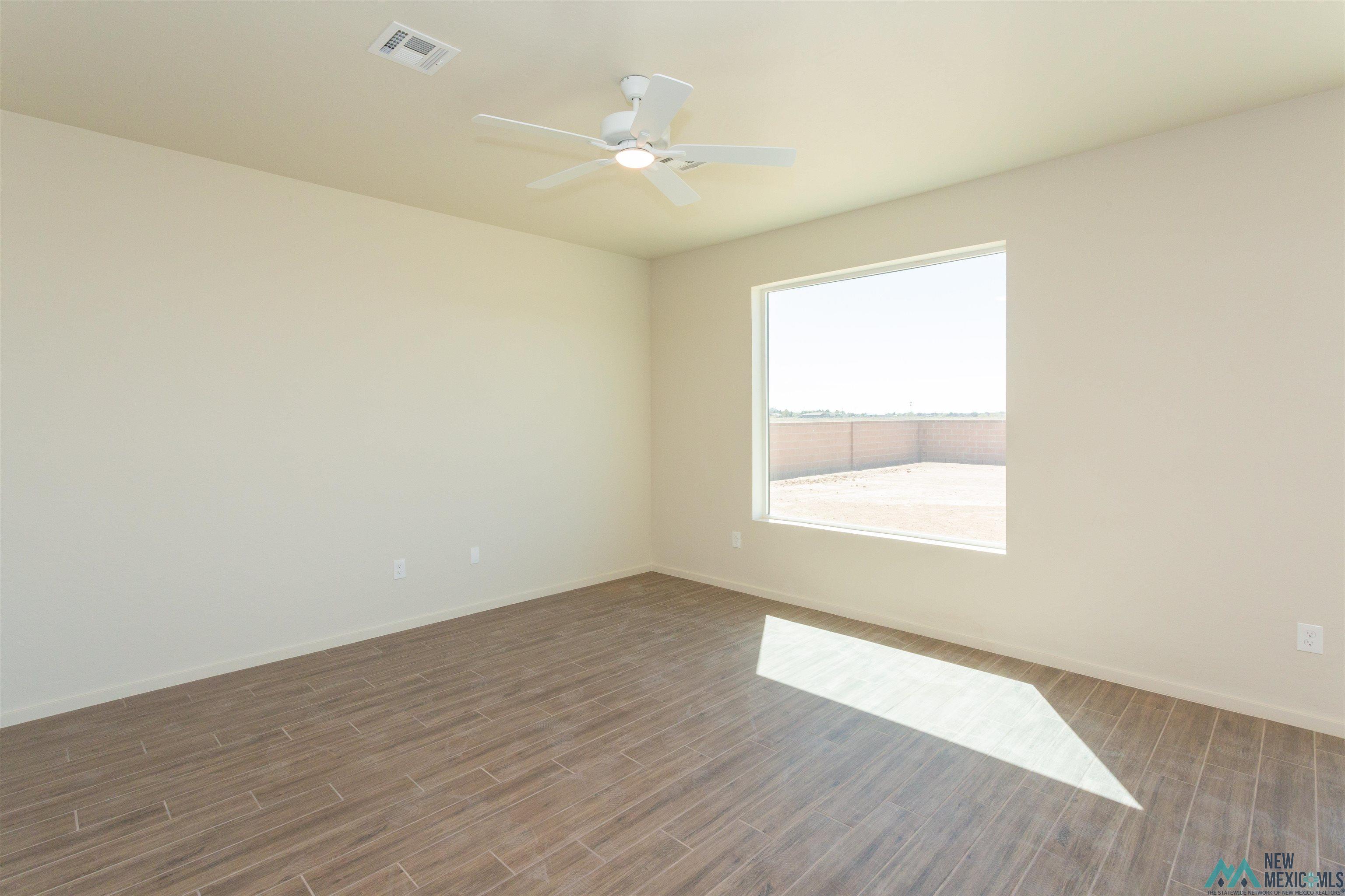1604 White Oak Drive, Roswell, New Mexico image 4