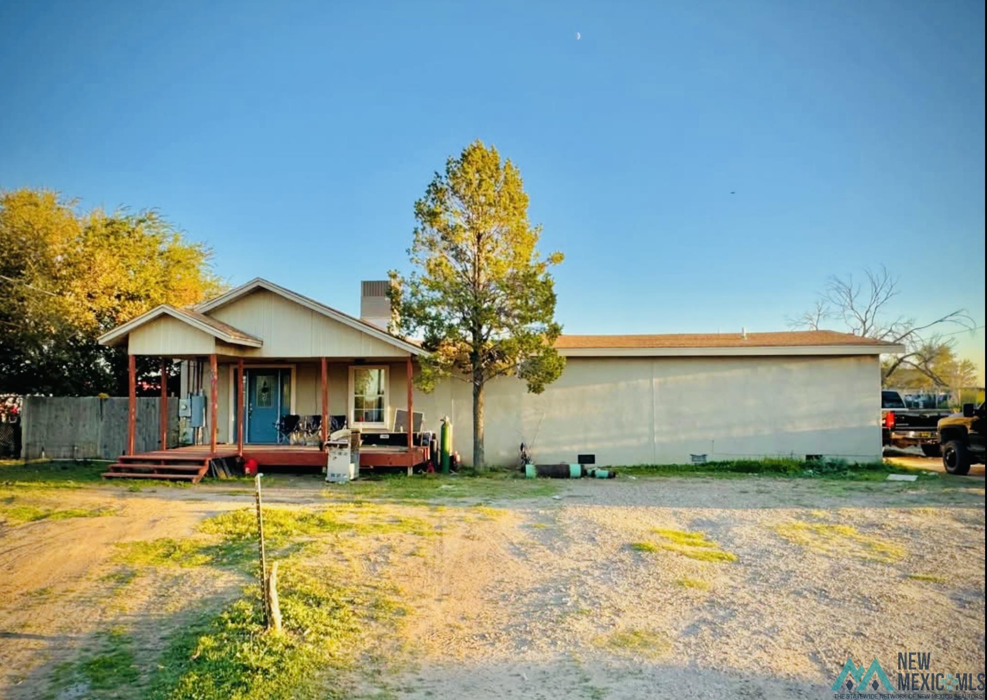 201 Apache Drive, Hobbs, Texas image 1