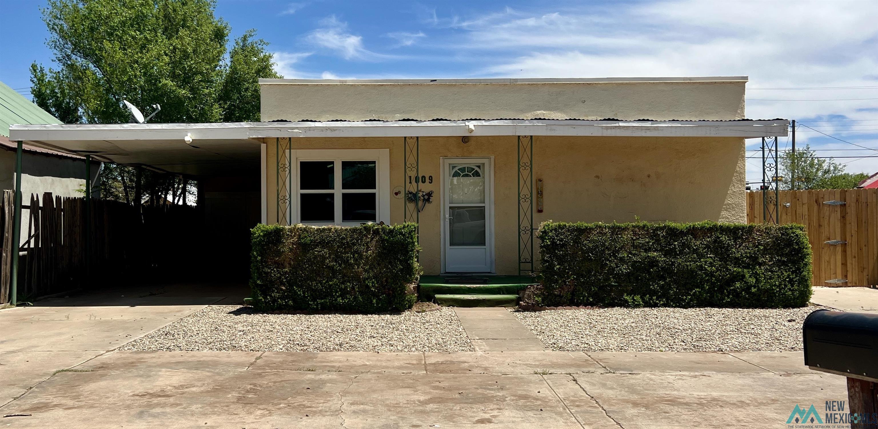 1009 Ross Street, Clovis, Texas image 1