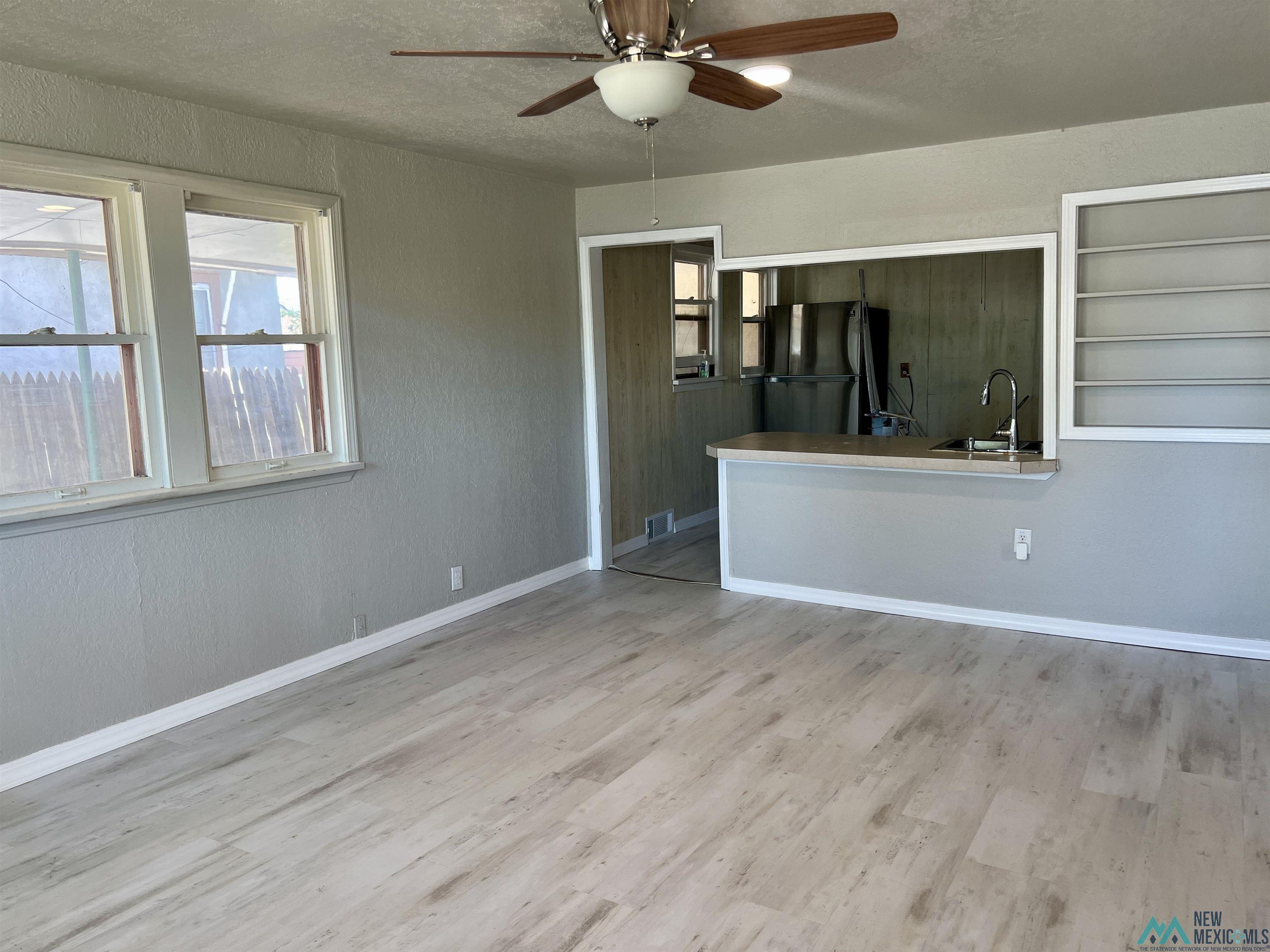 1009 Ross Street, Clovis, Texas image 2