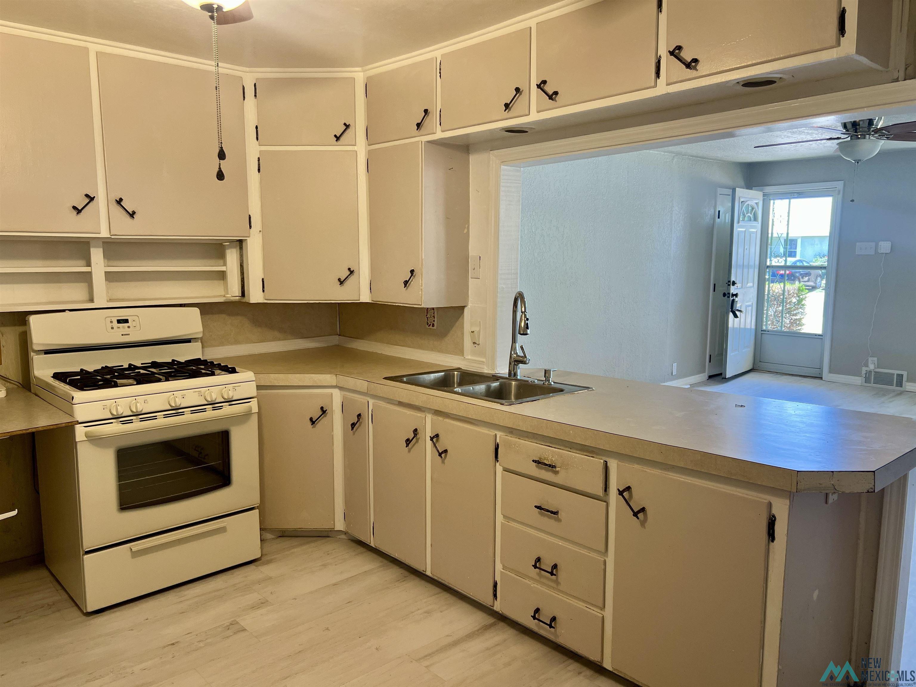 1009 Ross Street, Clovis, Texas image 7