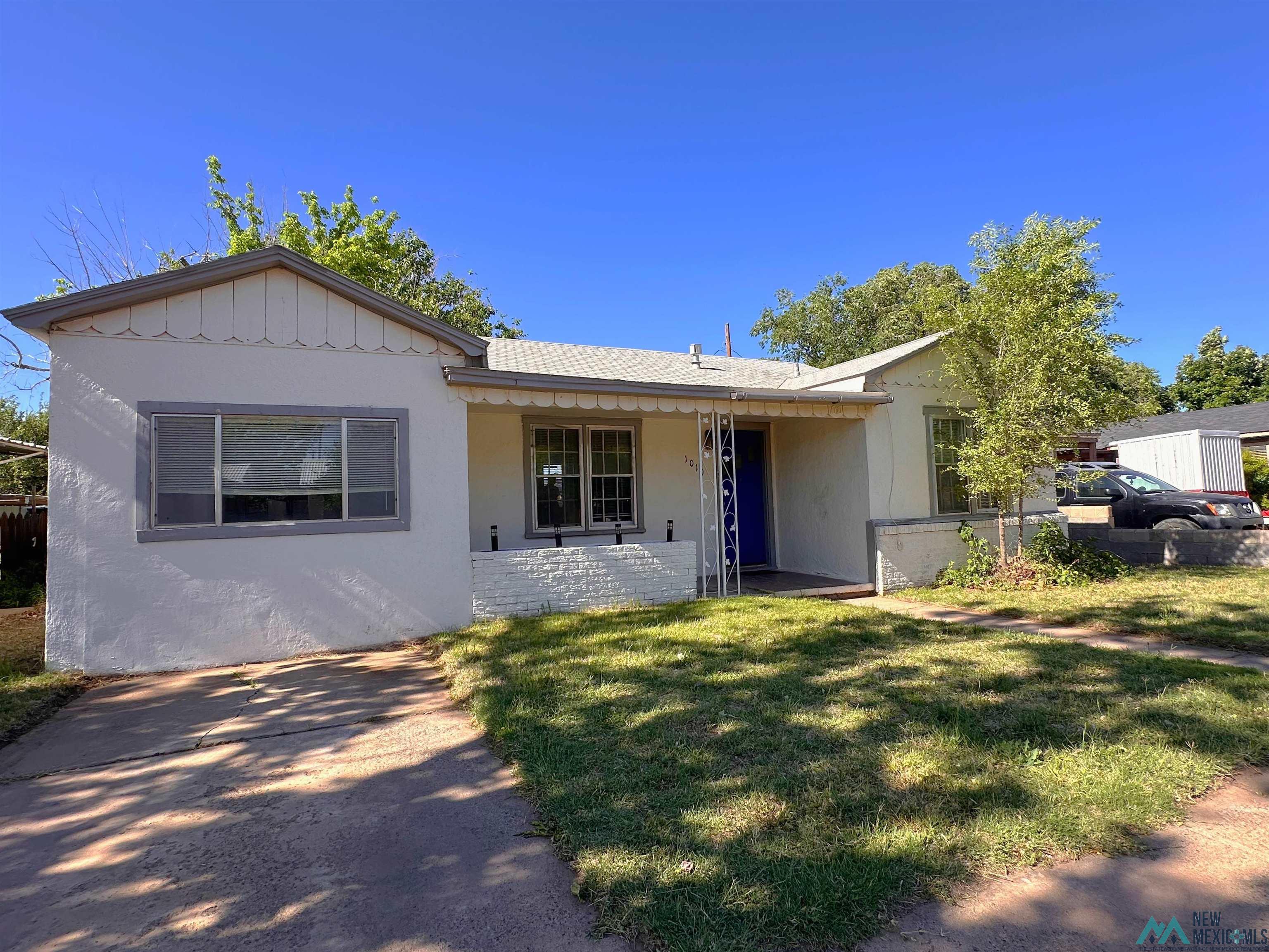 1010 W 14th Street, Portales, New Mexico image 1