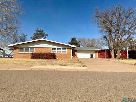 Homes For Sale - 128 Crescent Drive<br/> Clovis, NM 88101