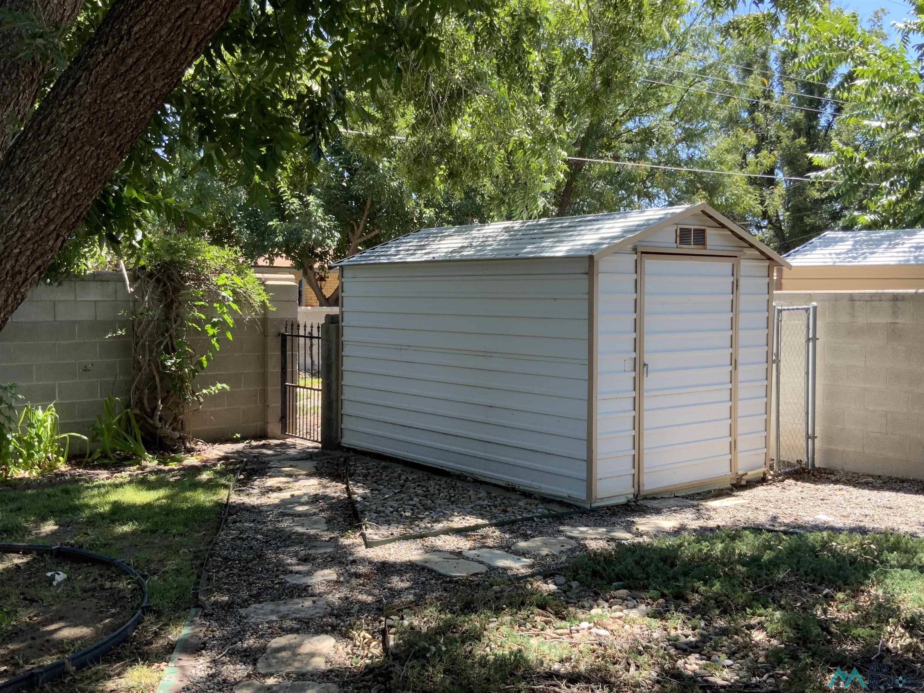 Roswell, New Mexico 88201, United States, 4 Bedrooms Bedrooms, ,2 BathroomsBathrooms,Residential,Active,201344