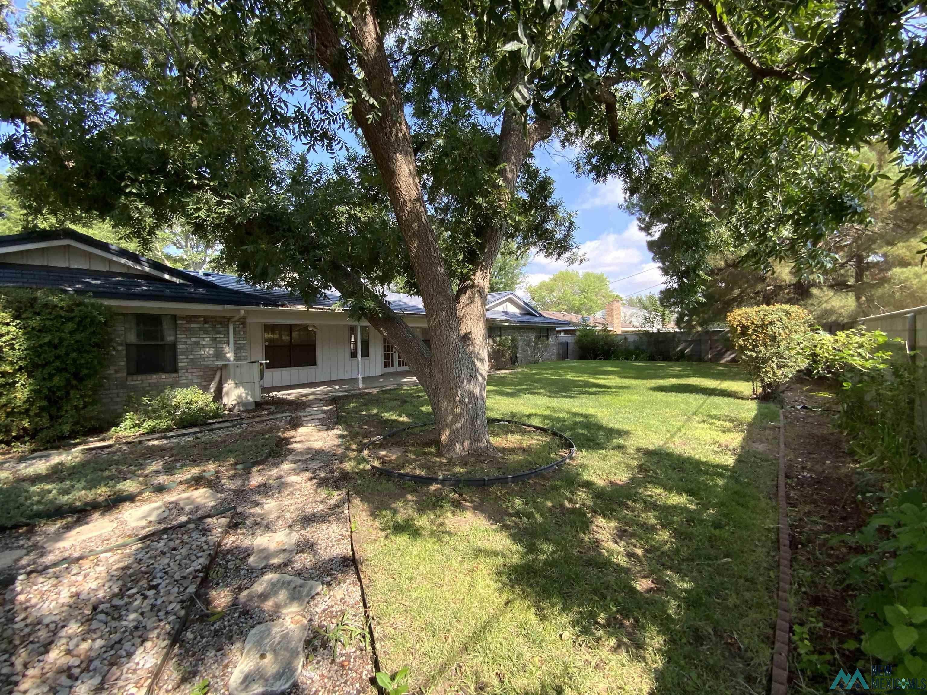 Roswell, New Mexico 88201, United States, 4 Bedrooms Bedrooms, ,2 BathroomsBathrooms,Residential,Active,201344