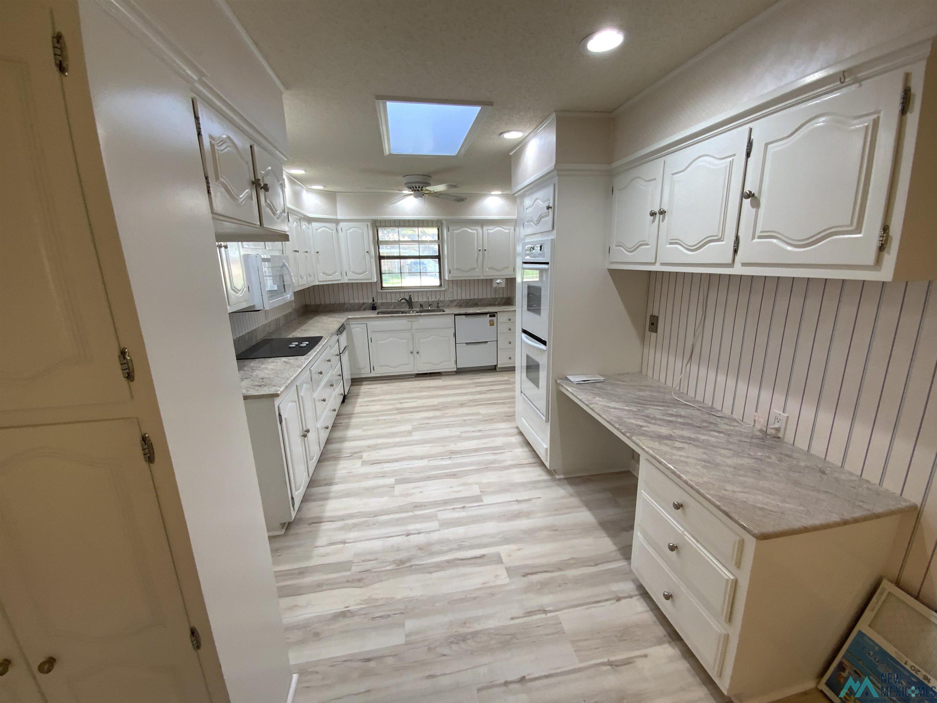 Roswell, New Mexico 88201, United States, 4 Bedrooms Bedrooms, ,2 BathroomsBathrooms,Residential,Active,201344