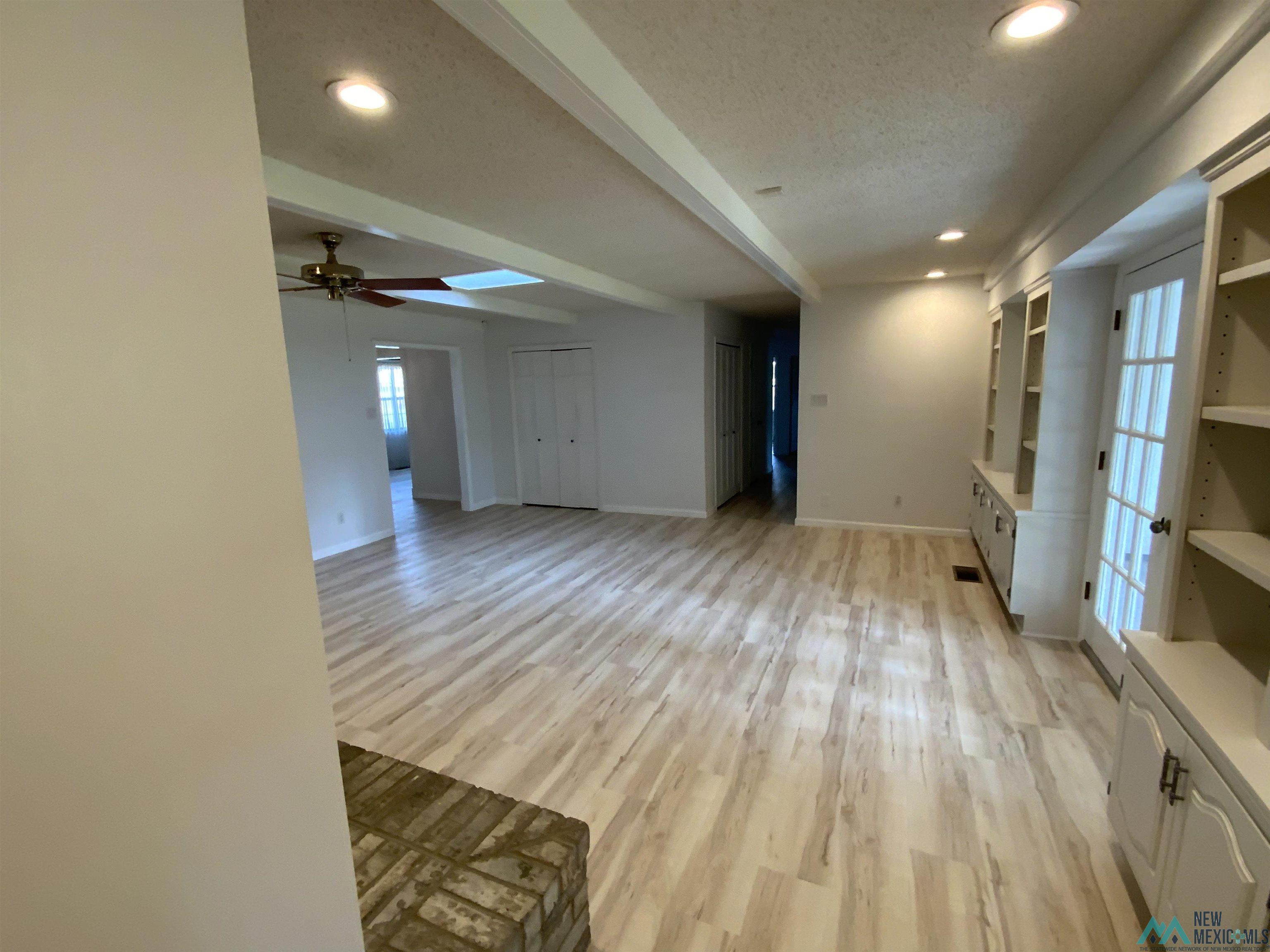 Roswell, New Mexico 88201, United States, 4 Bedrooms Bedrooms, ,2 BathroomsBathrooms,Residential,Active,201344