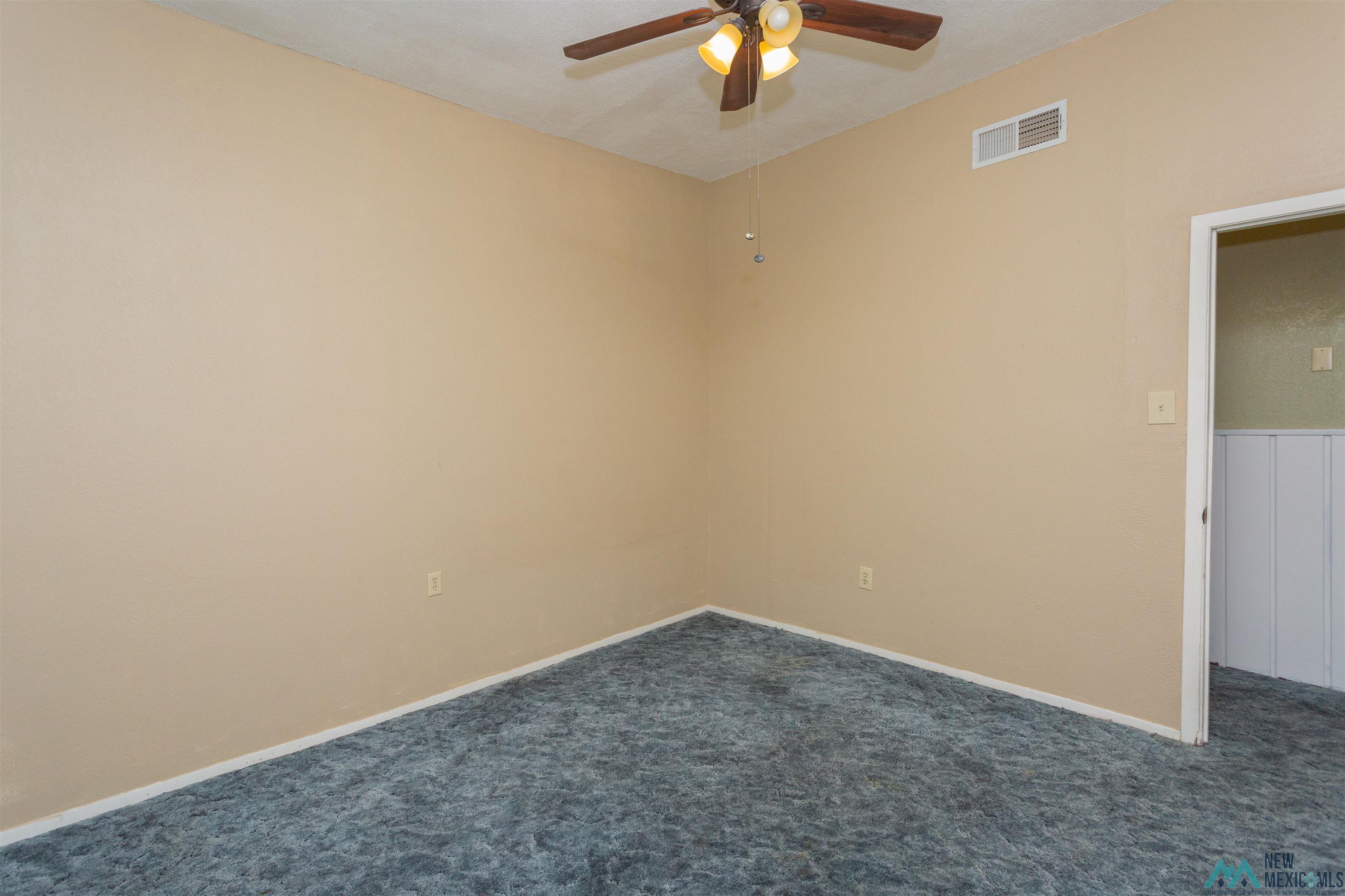 5703 W 2nd Street, Roswell, New Mexico image 33