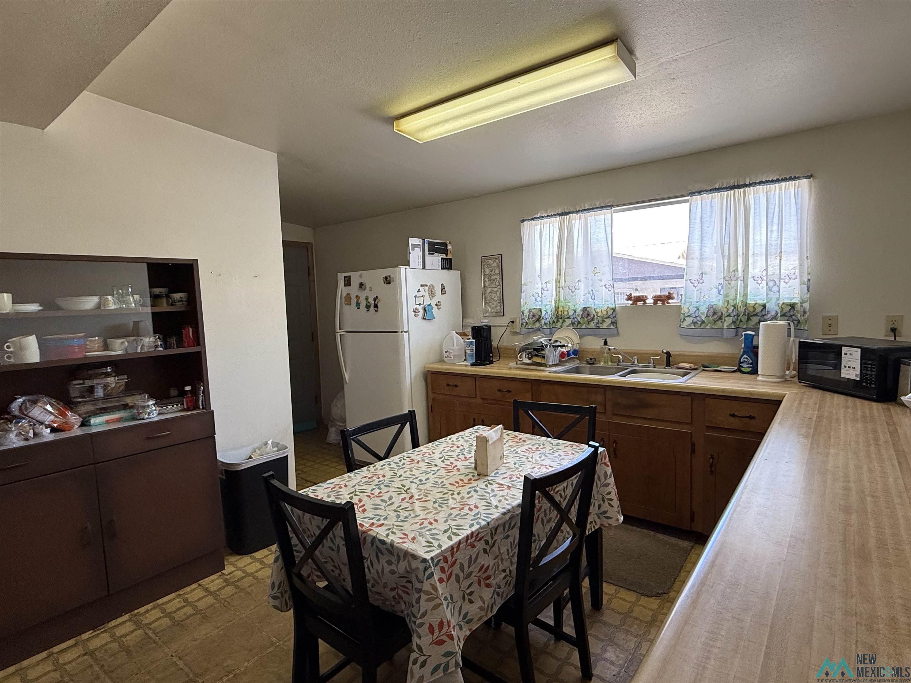 624 S Diamond Avenue, Deming, New Mexico image 3