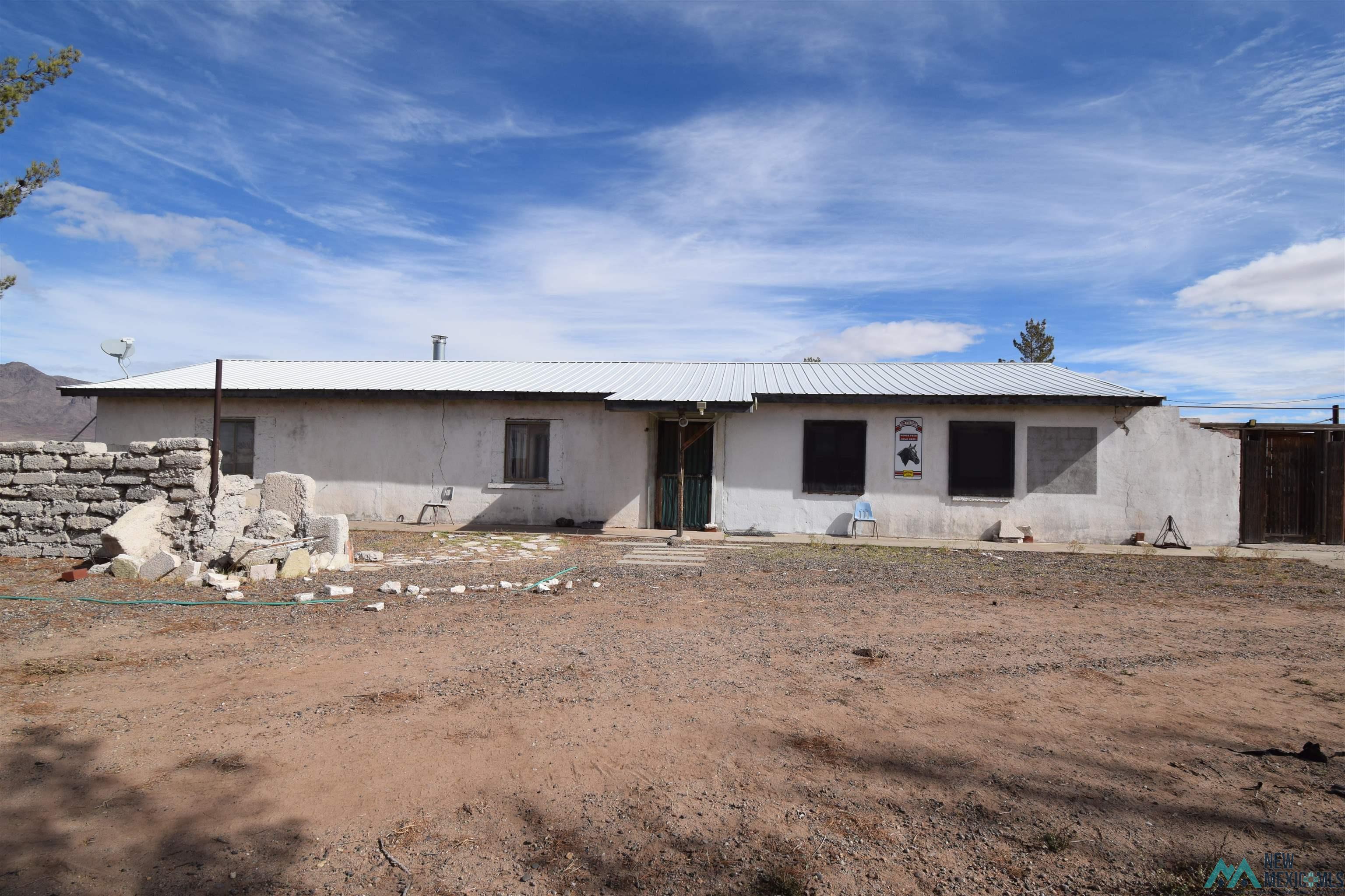 20765 Columbus Rd Se Rd, Deming, New Mexico image 2