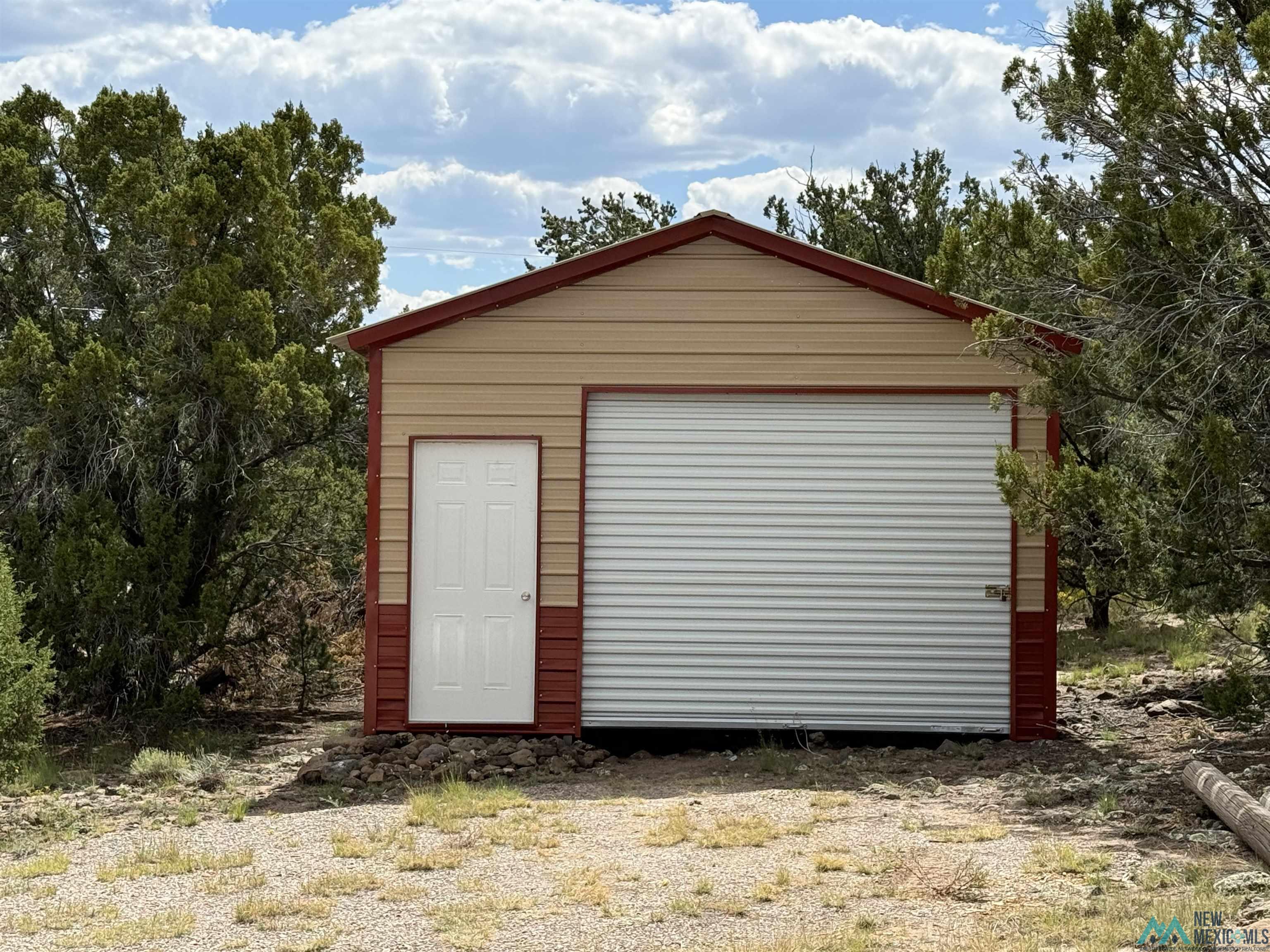 48 Cattle Track Roads, Quemado, Texas image 13