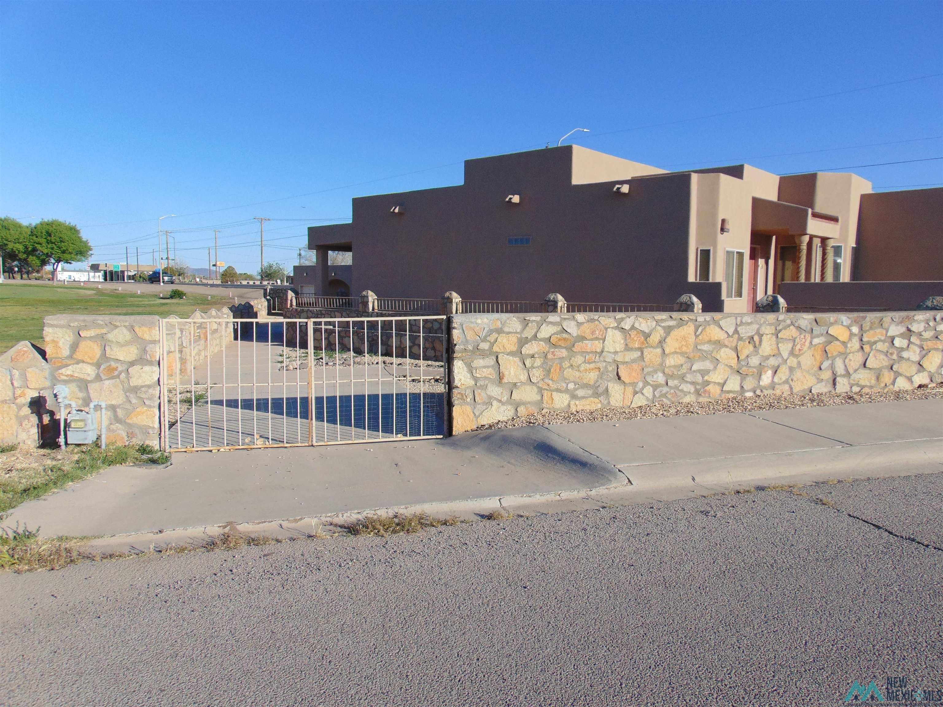 100 S Golf Drive, Deming, Texas image 27