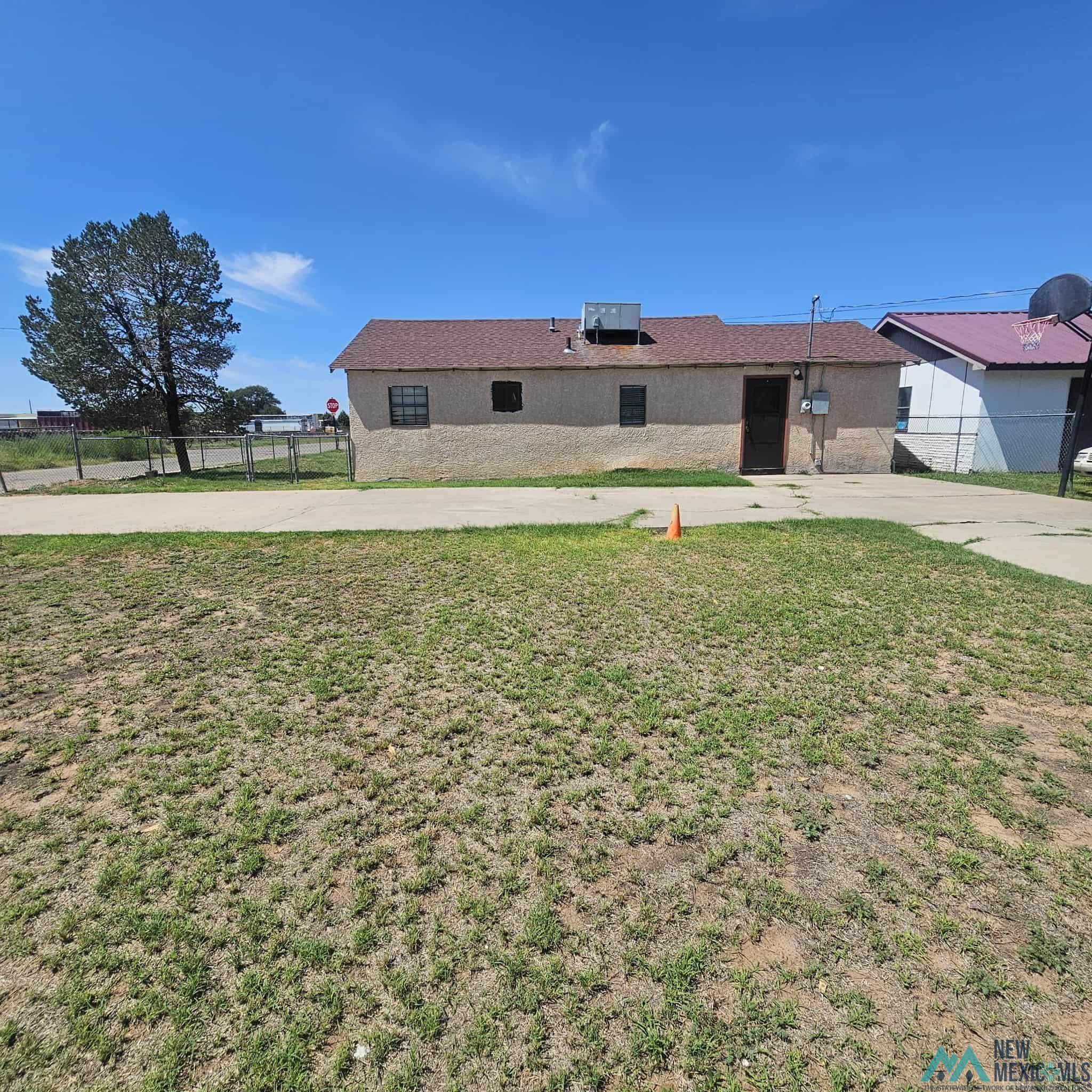 Portales, New Mexico 88130, United States, 3 Bedrooms Bedrooms, ,1 BathroomBathrooms,Residential,Active,204774