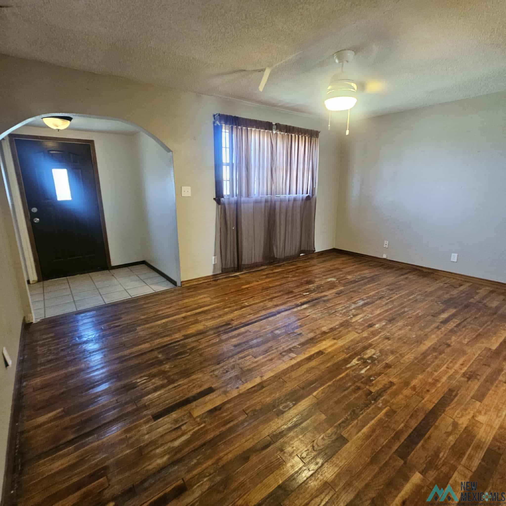 Portales, New Mexico 88130, United States, 3 Bedrooms Bedrooms, ,1 BathroomBathrooms,Residential,Active,204774